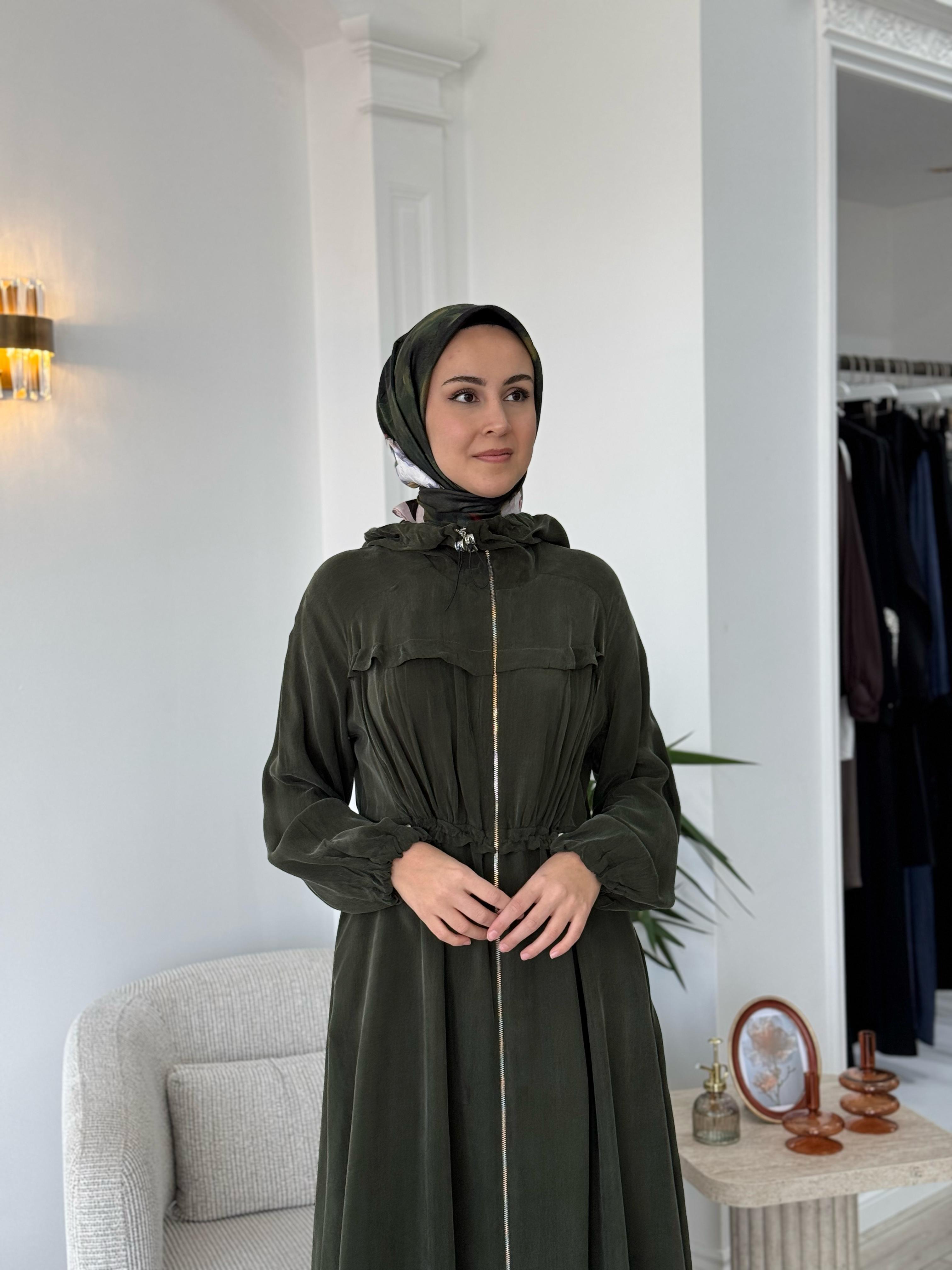 Misswhence Kapşonlu Beli Büzgülü Pardesü Haki 37504