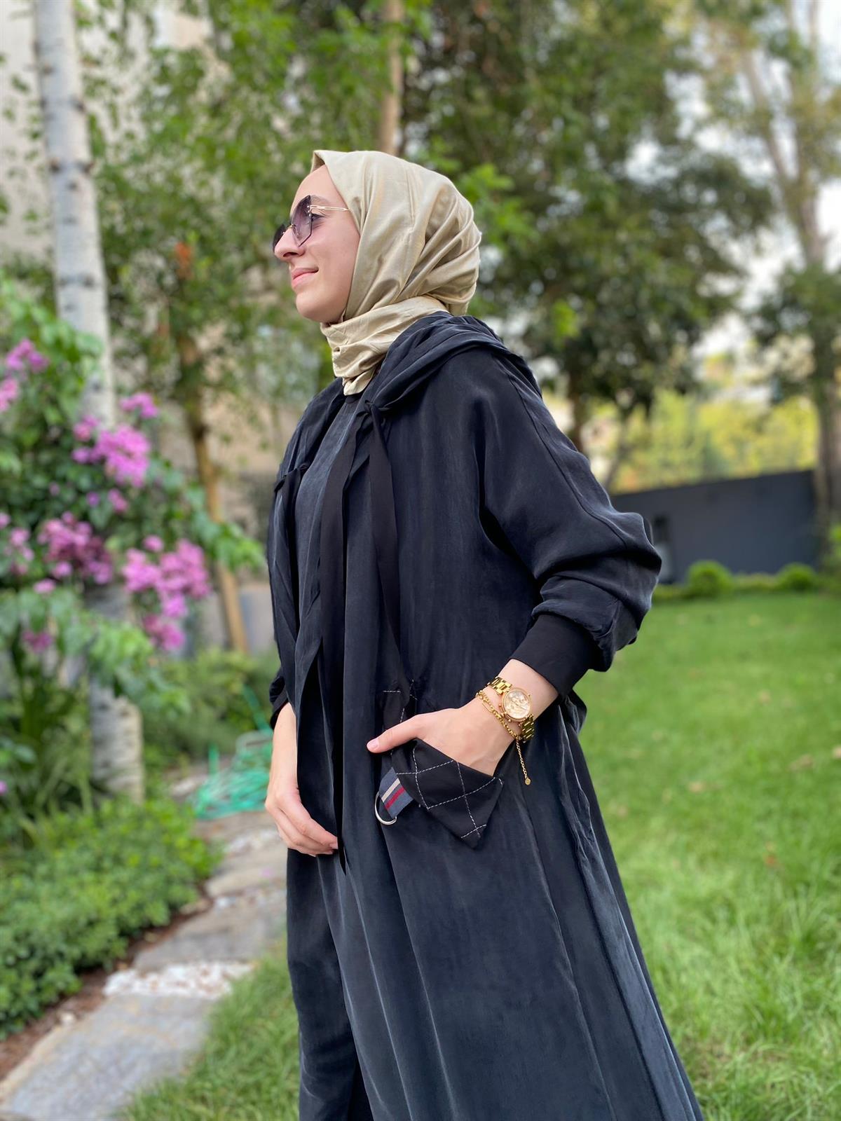Misswhence Kapüşonlu Kemerli Pardesü Siyah 33509