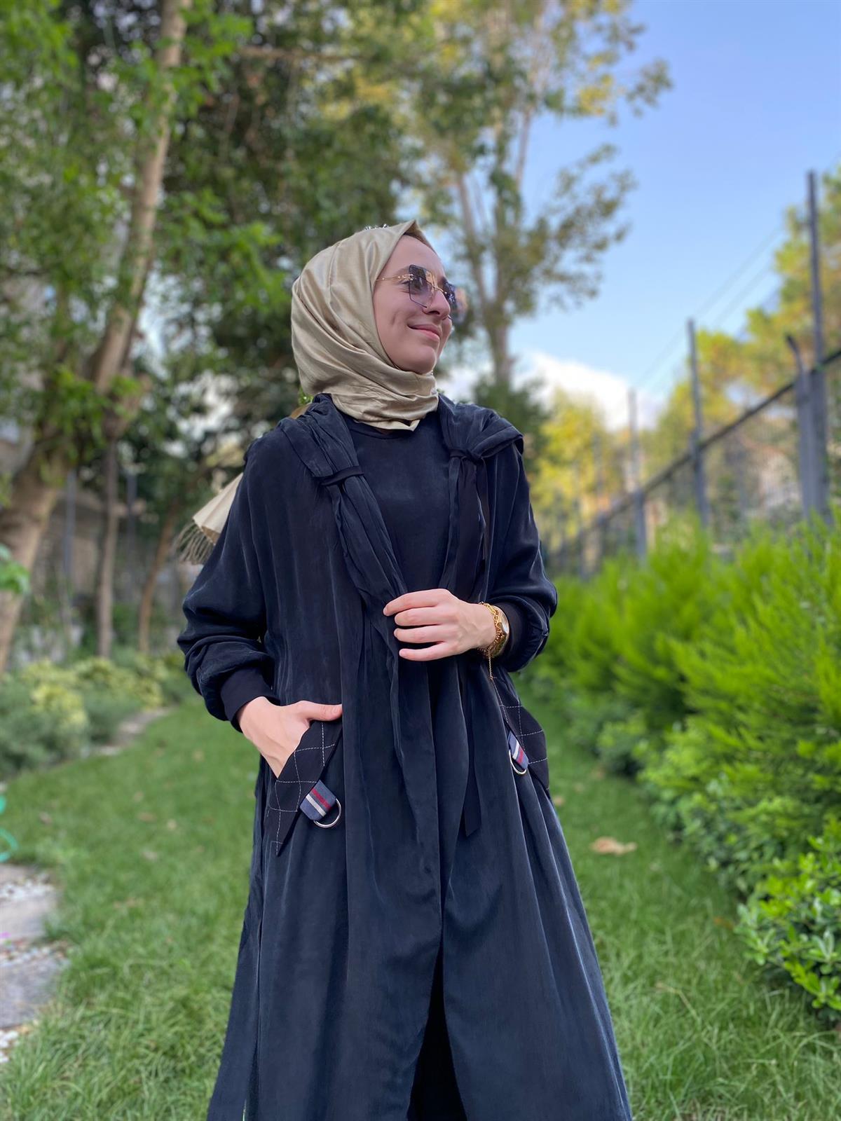 Misswhence Kapüşonlu Kemerli Pardesü Siyah 33509