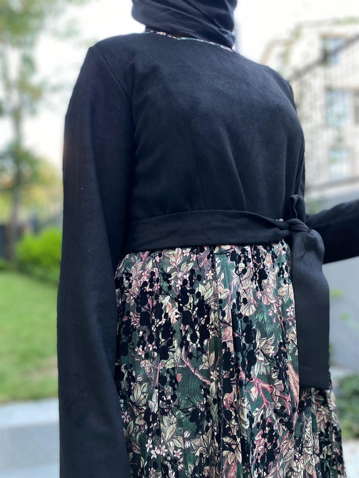 Misswhence Kontrast Çiçek Etek Siyah Elbise 34810