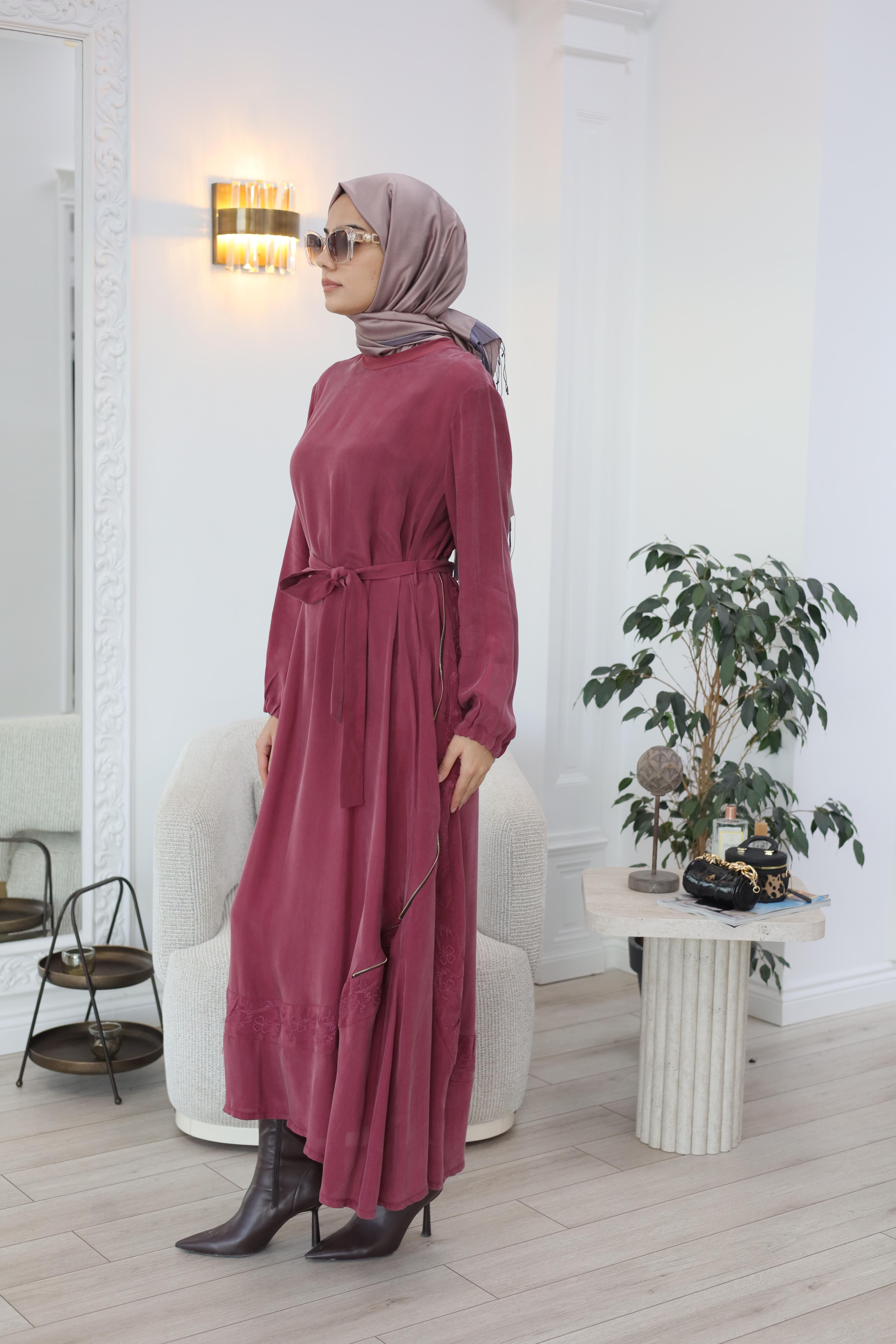 Misswhence Nakış Detaylı Elbise Bordo 37800