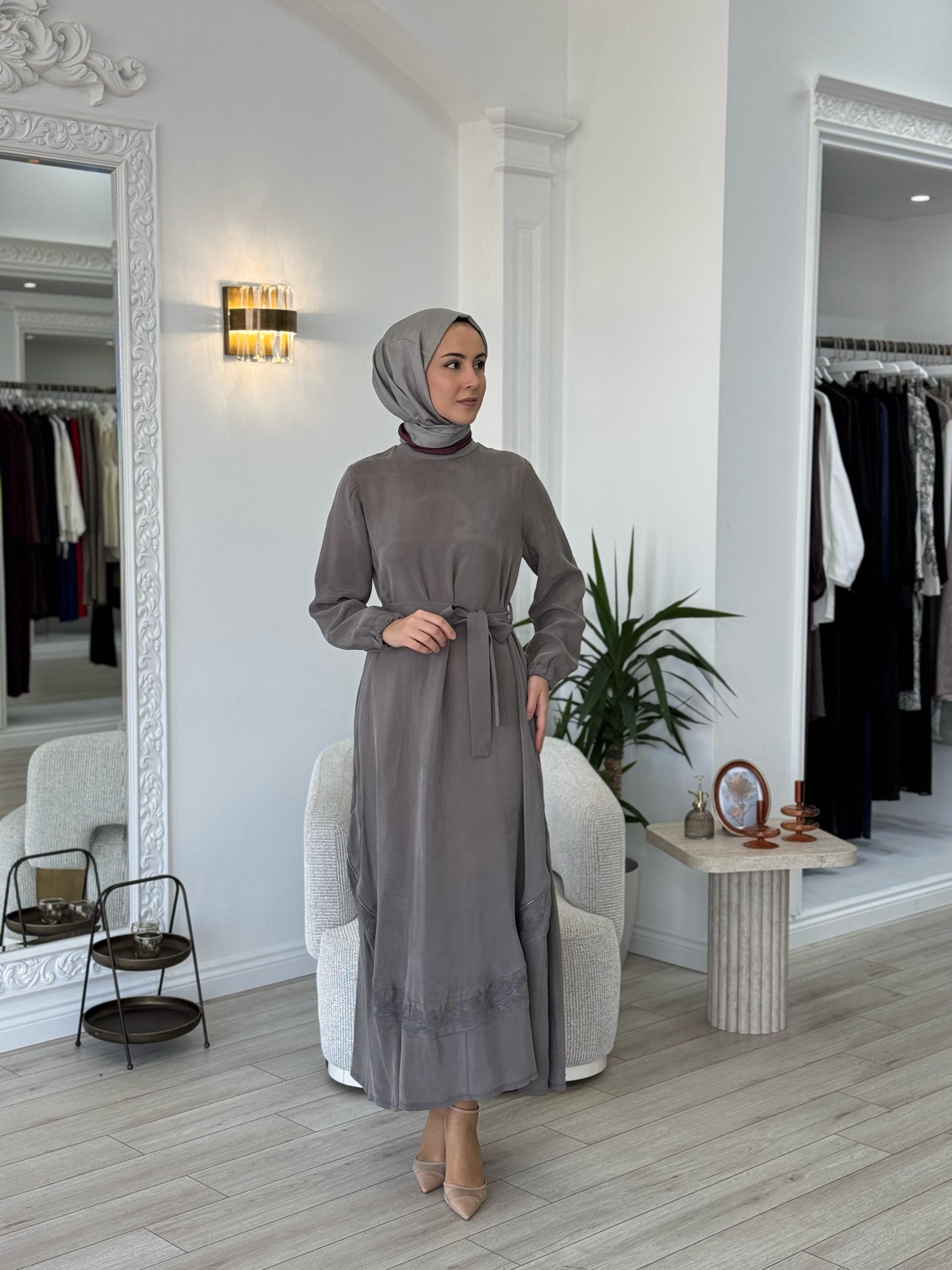 Misswhence Nakış Detaylı Elbise Gri 37800