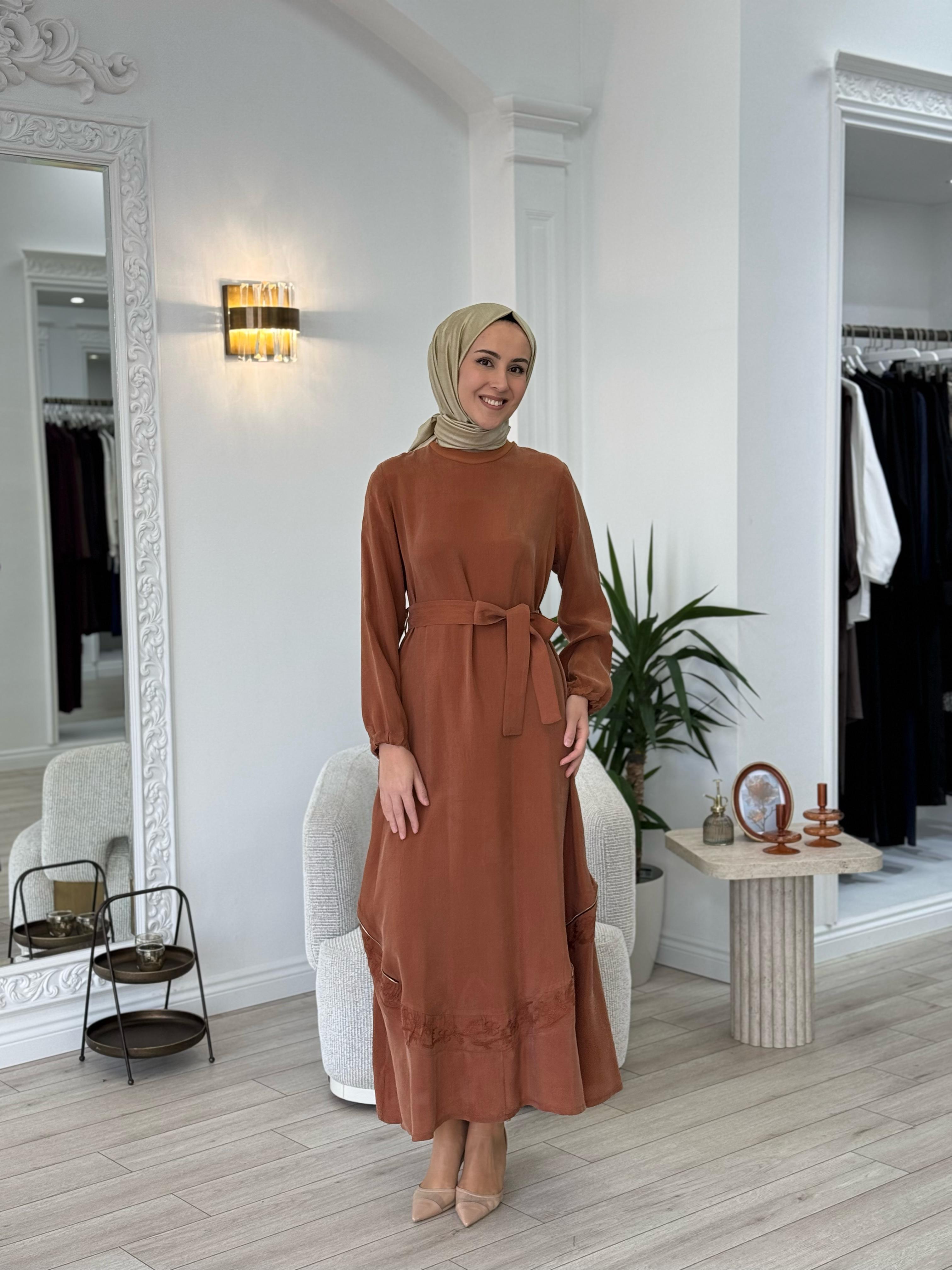 Misswhence Nakış Detaylı Elbise Hardal 37800