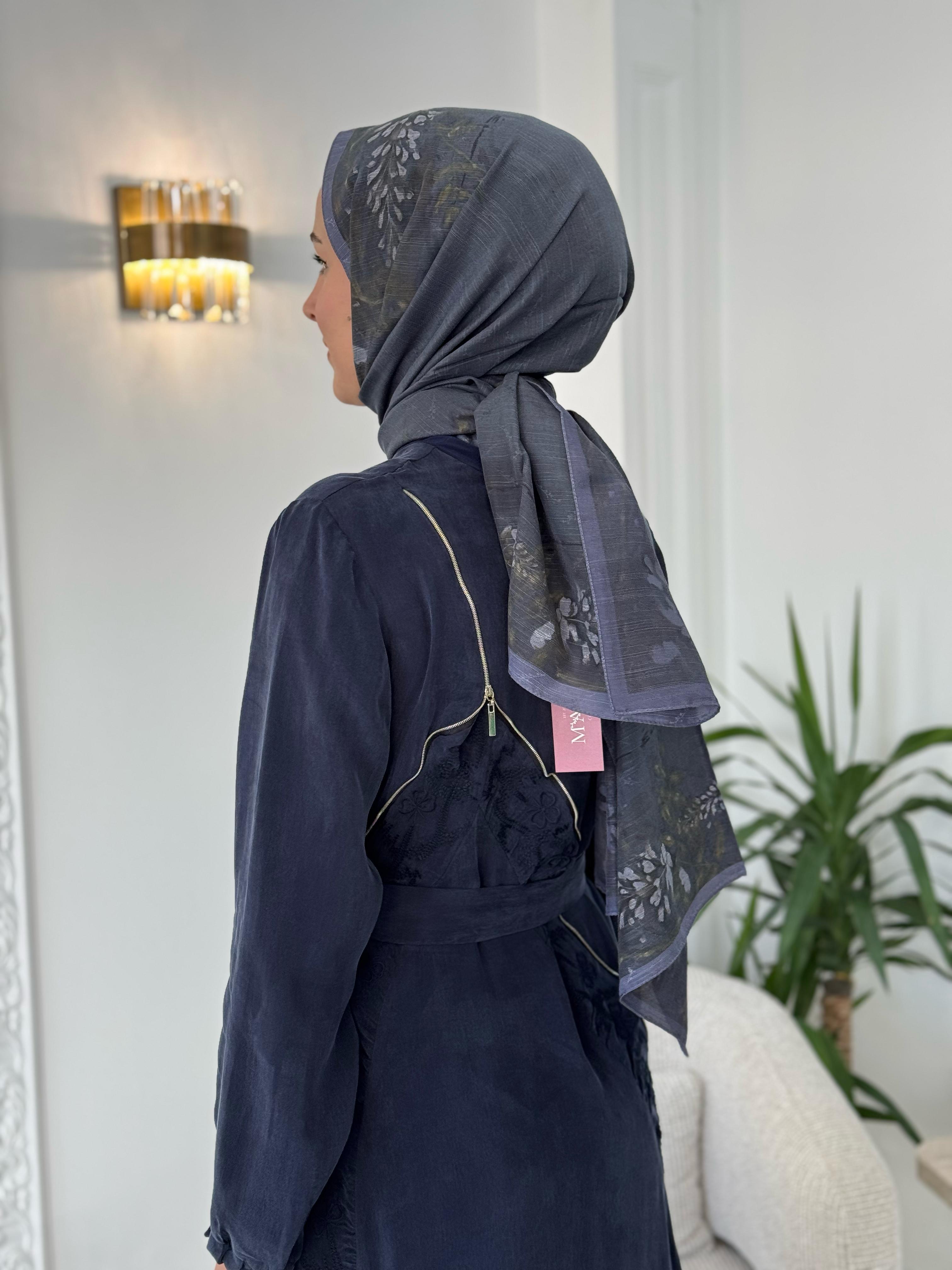 Misswhence Nakış Detaylı Elbise Lacivert 37800