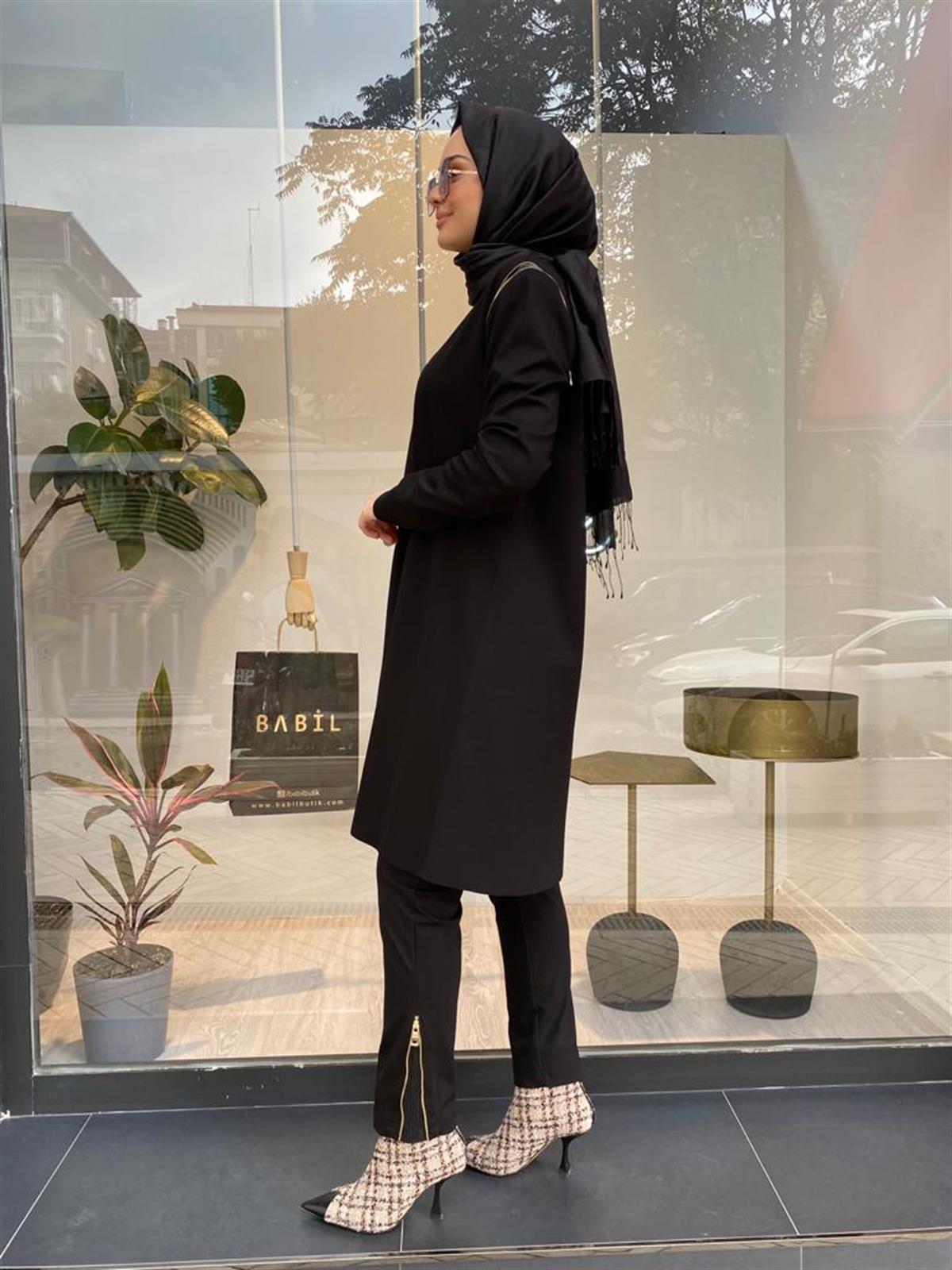 Misswhence Omzu Fermuarlı Uzun Siyah Tunik 34012