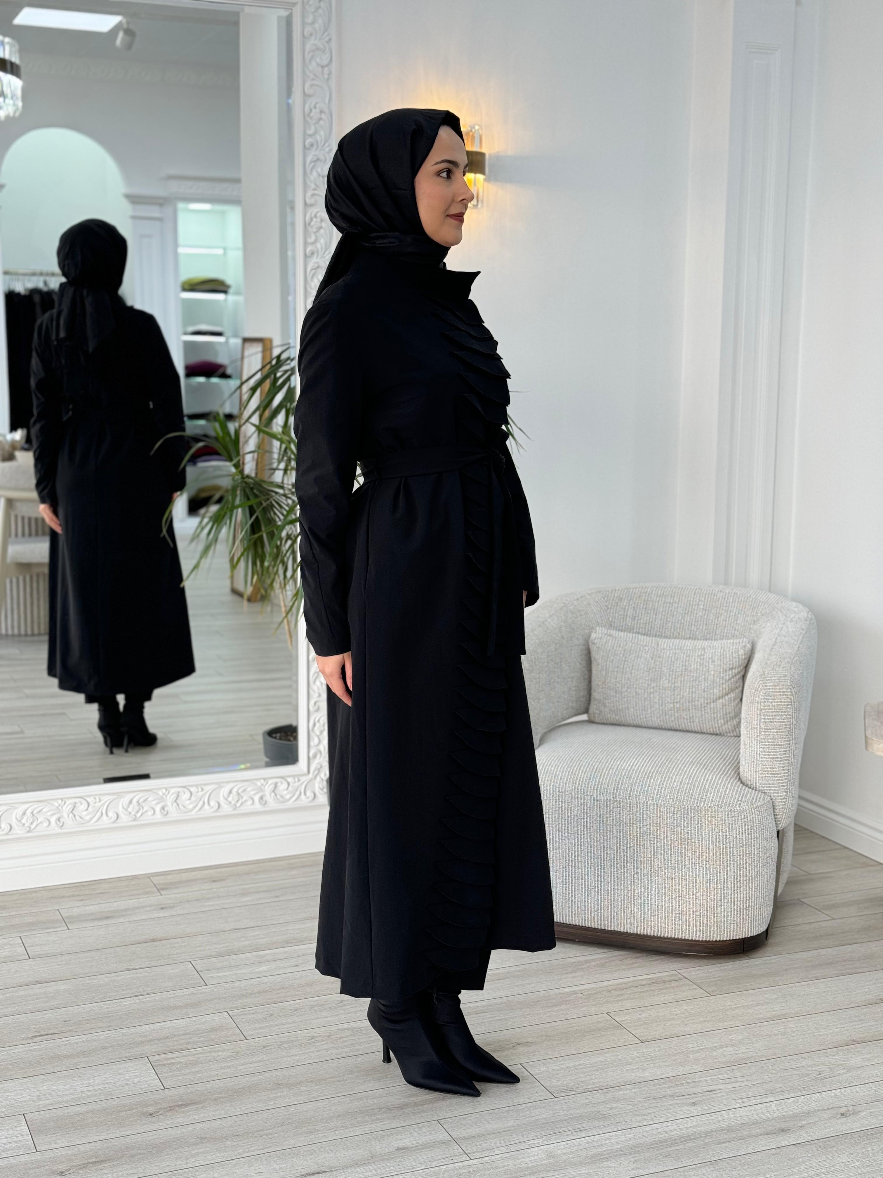 Misswhence Önü Fırfırlı Pardesü Siyah 36525