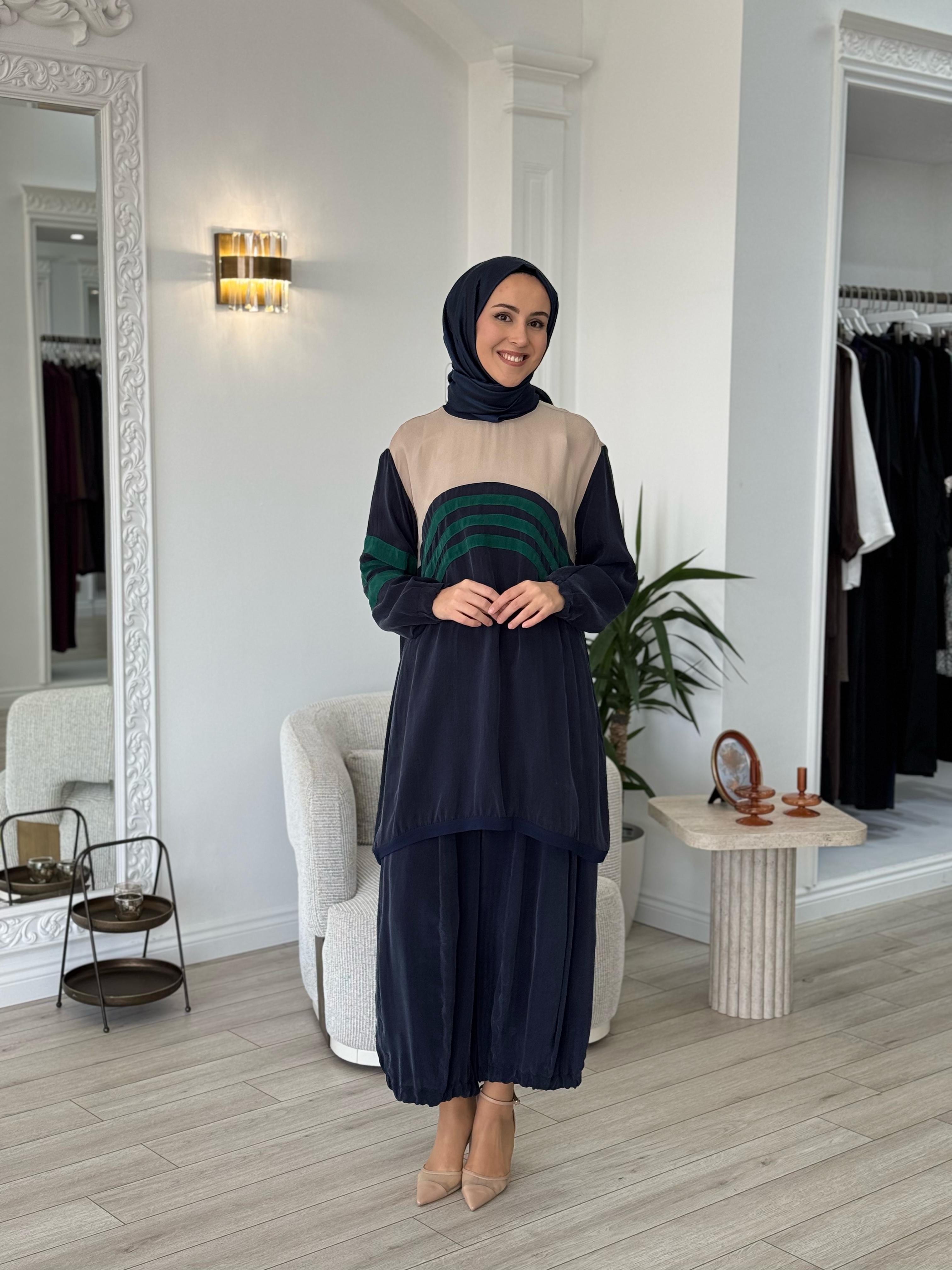 MissWhence Önü Şeritli Tunik Lacivert 35028