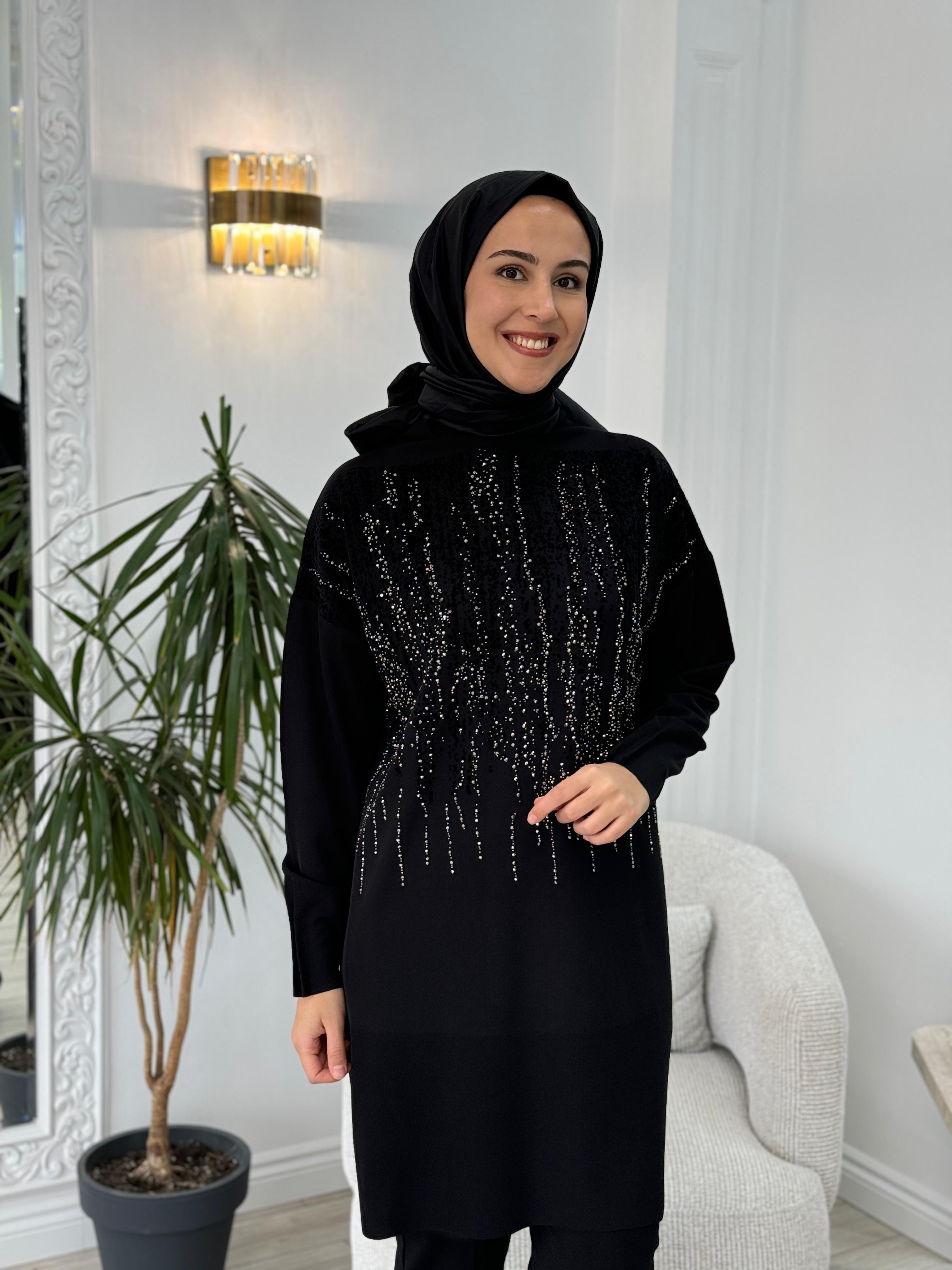 Misswhence Önü Taşlı Tunik Siyah 36012