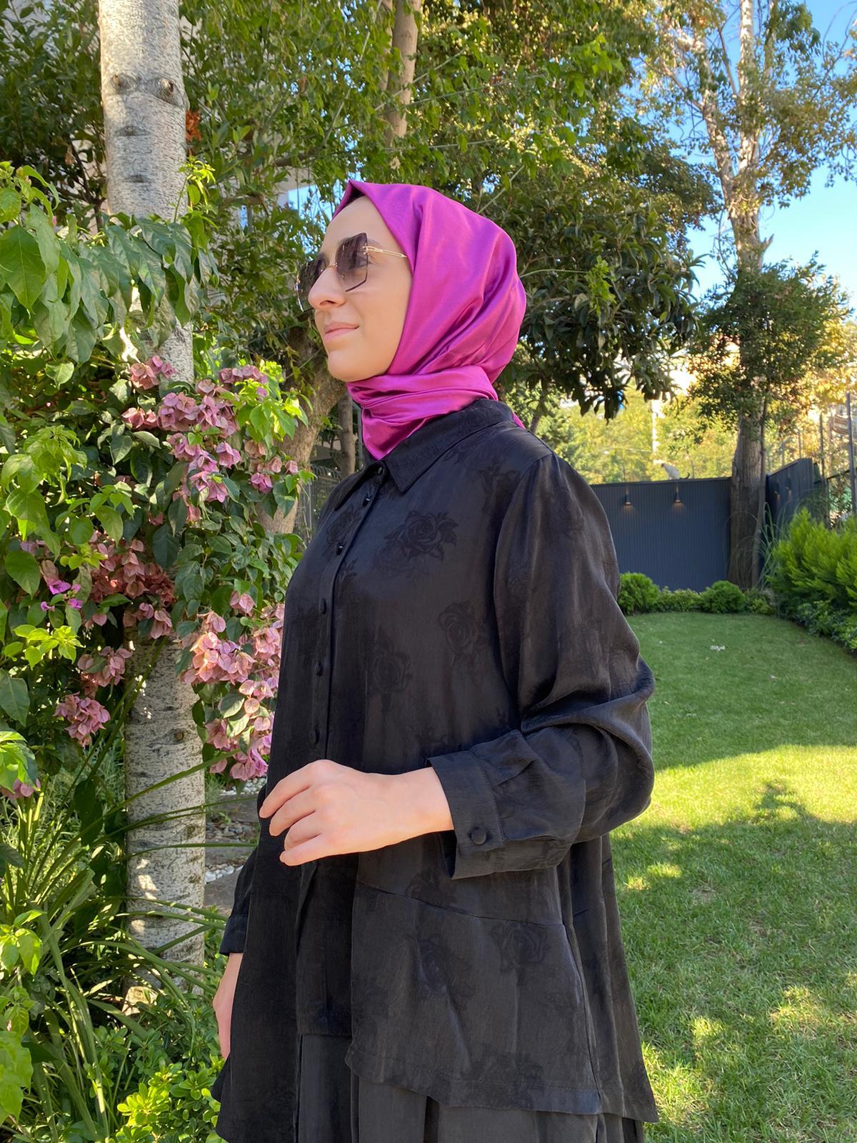 Misswhence Parçalı Siyah Gül Detay İpek Elbise 2820
