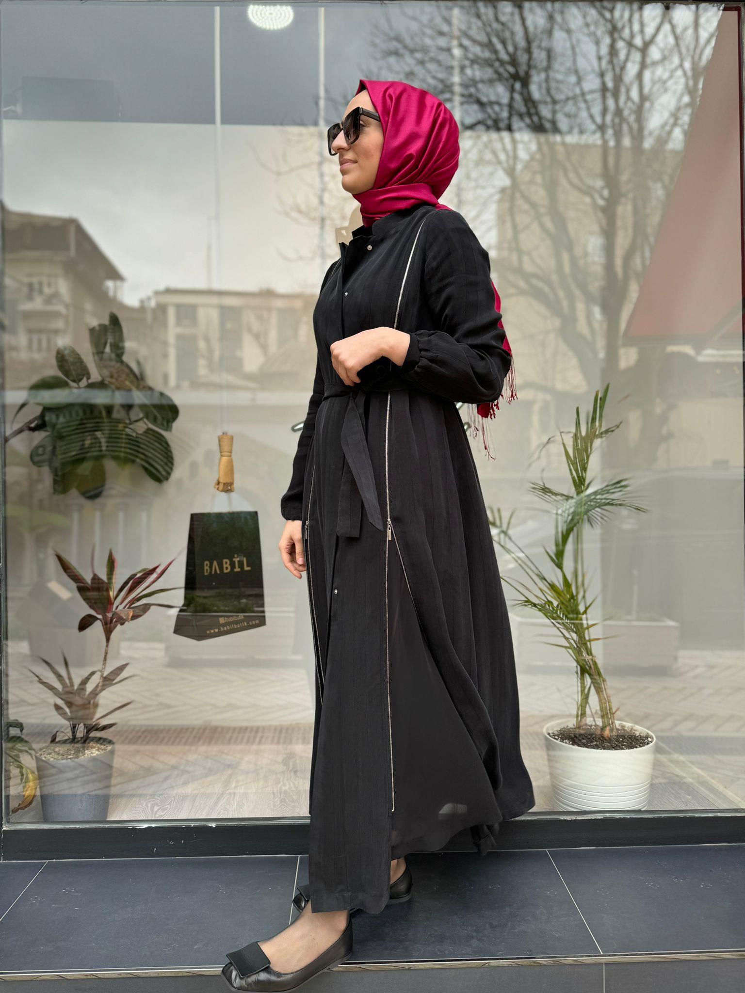 Misswhence Şeritli Fermuarlı Ferace Siyah 35505