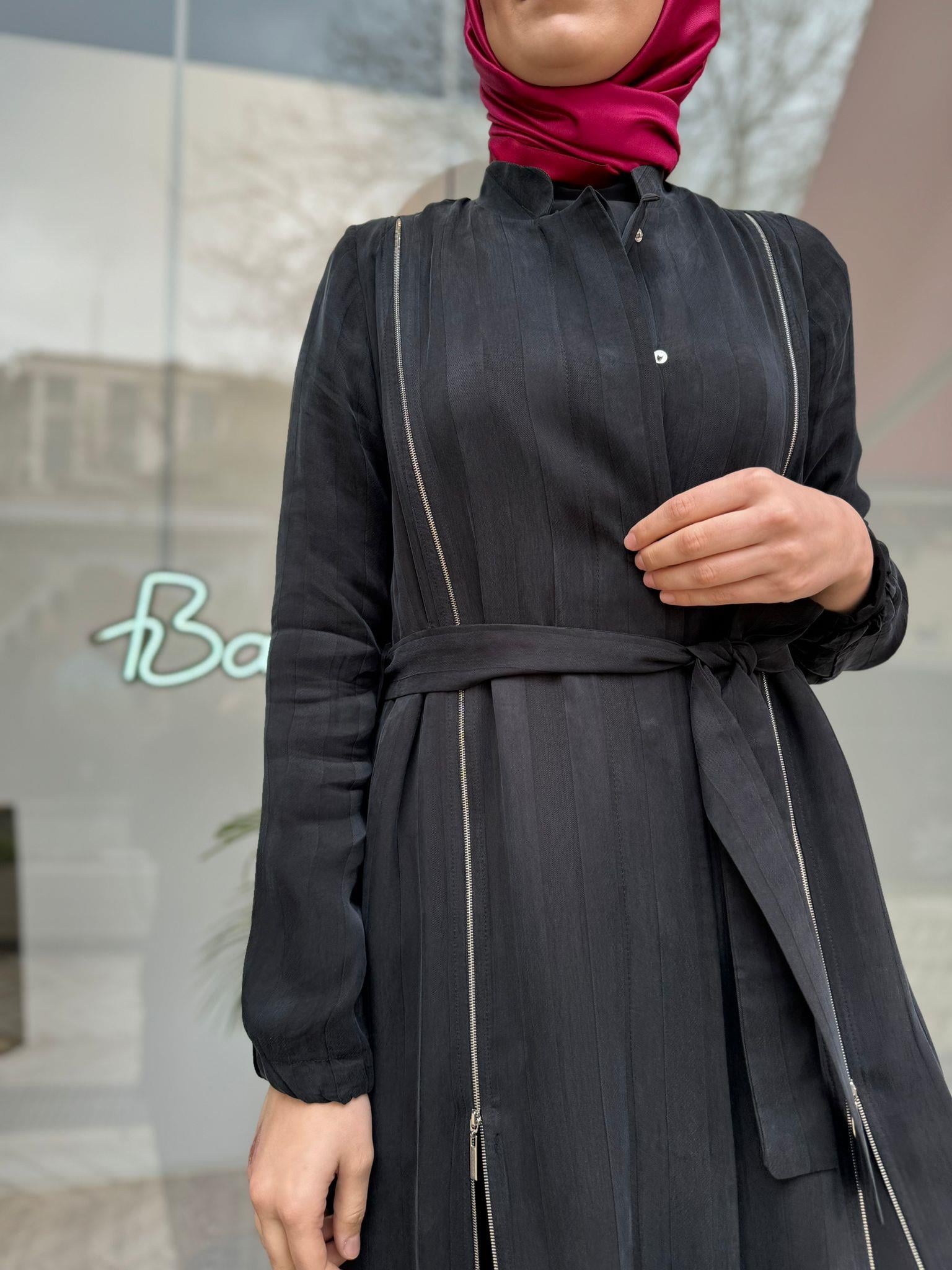 Misswhence Şeritli Fermuarlı Ferace Siyah 35505