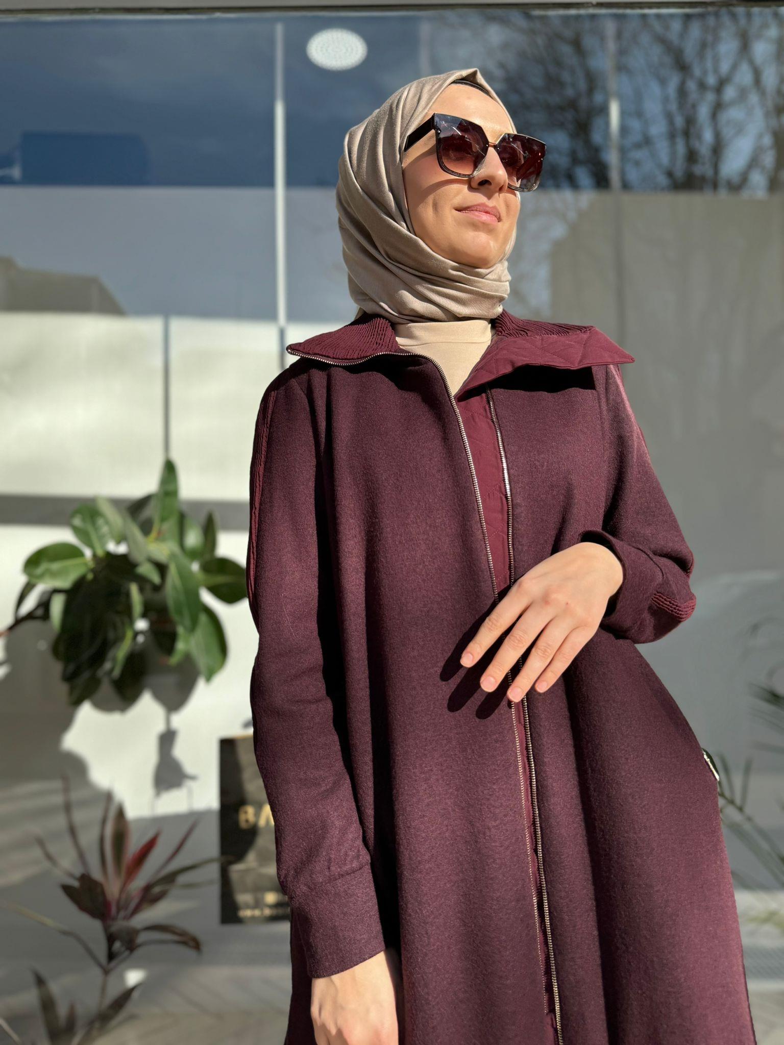 MissWhence Yaka Ve Omuz Detay Keçe Kaban Mürdüm 32516