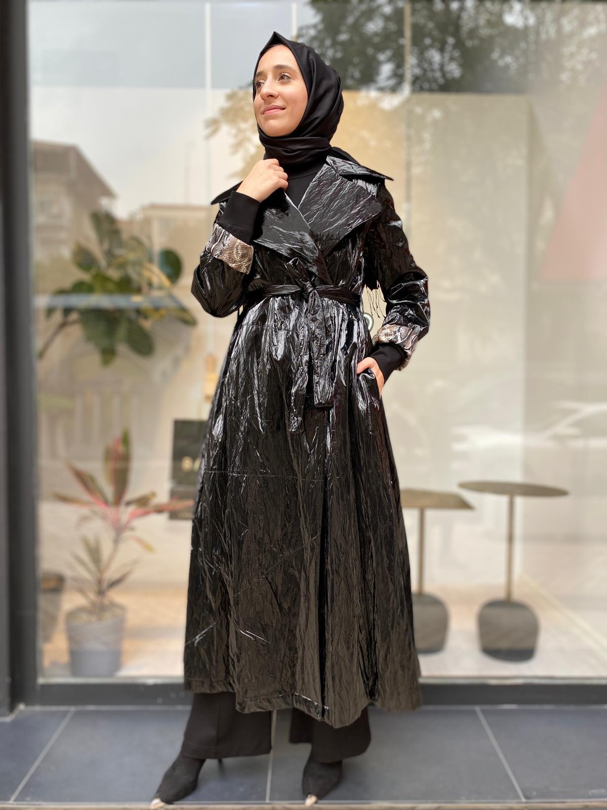 Misswhence Yılan Astar Parlak Pardesü Siyah 34519 - Babilbutik