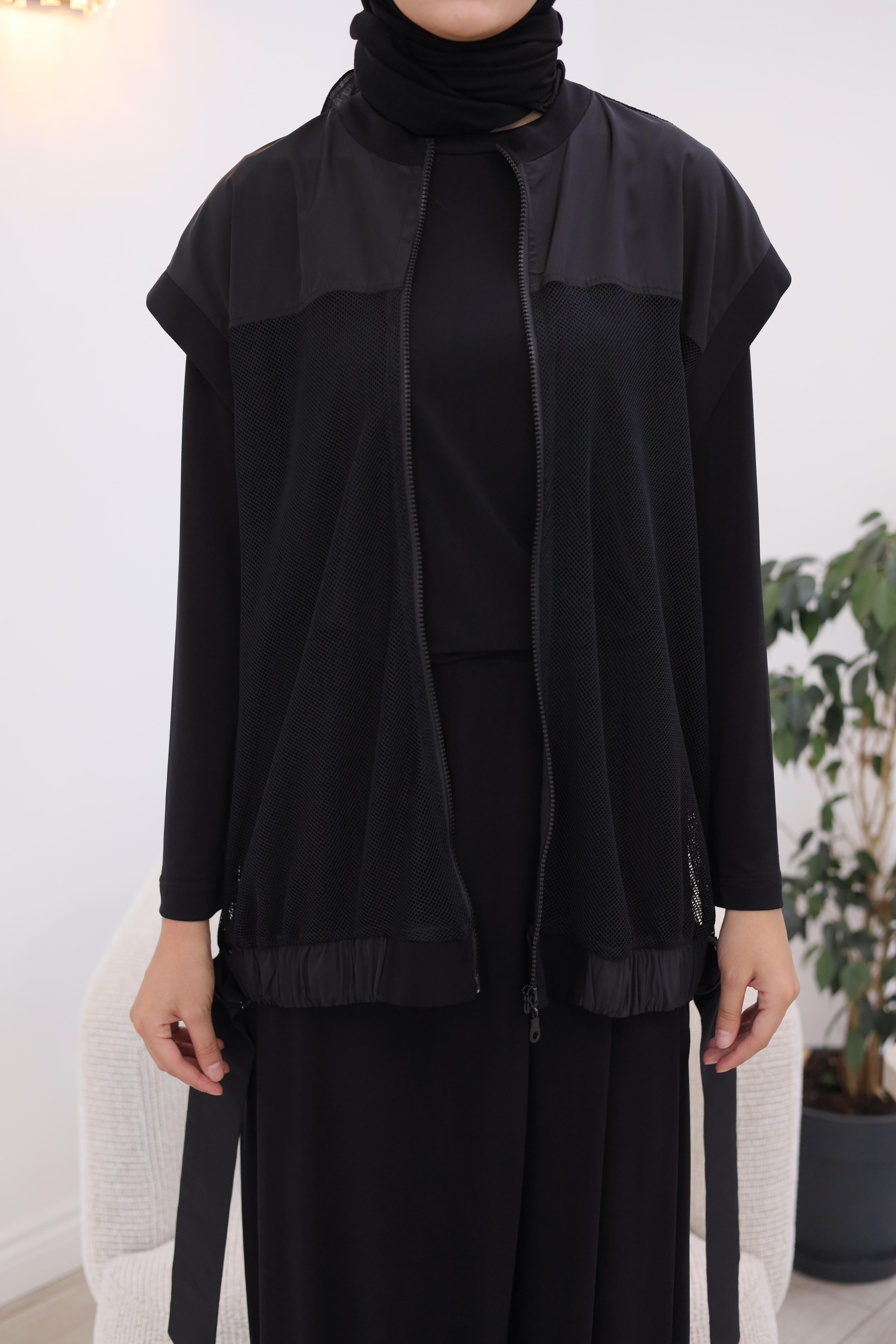 Nurcan Çetin Asimetrik Şalvarlı File Detaylı Takım 25612