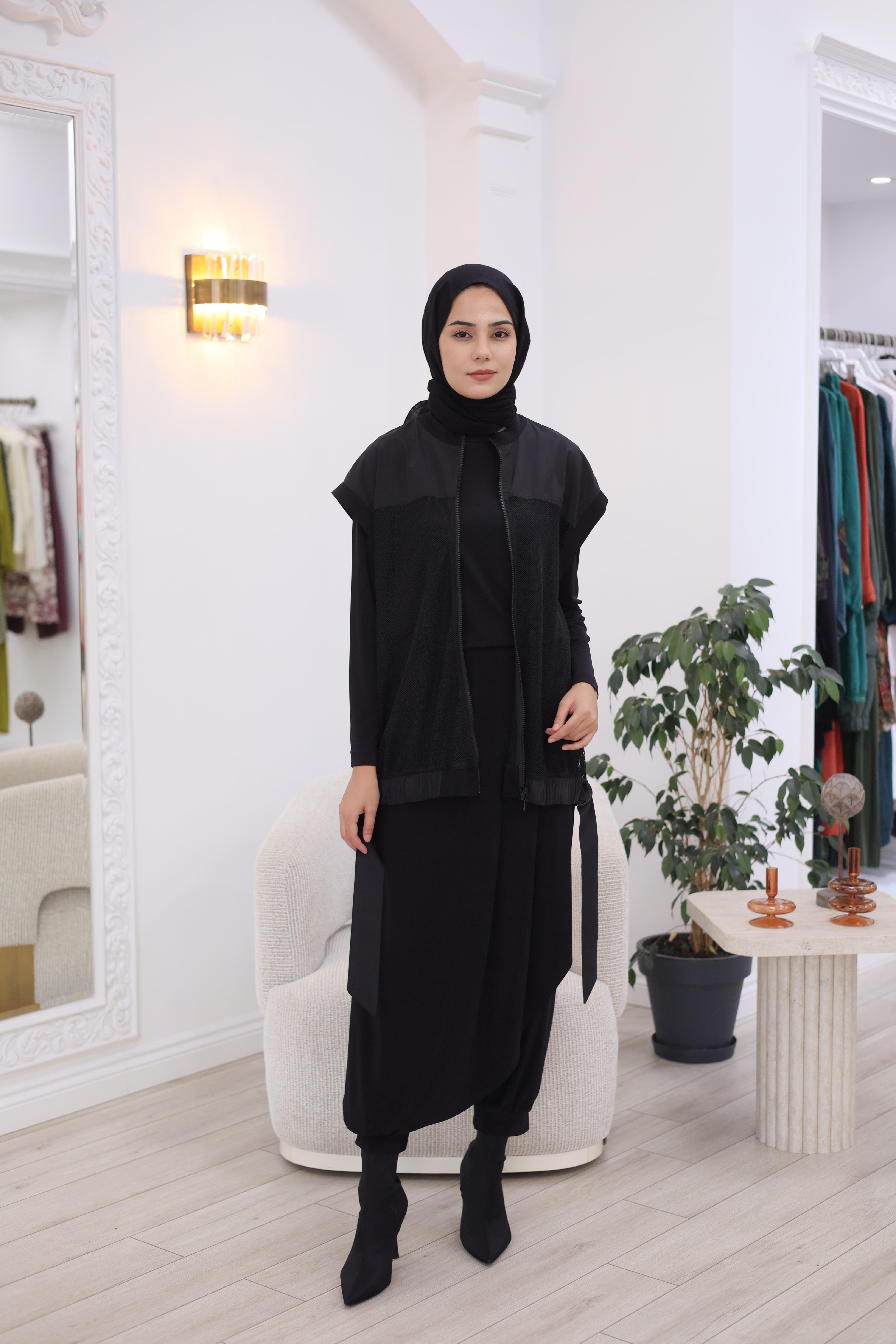 Nurcan Çetin Asimetrik Şalvarlı File Detaylı Takım 25612