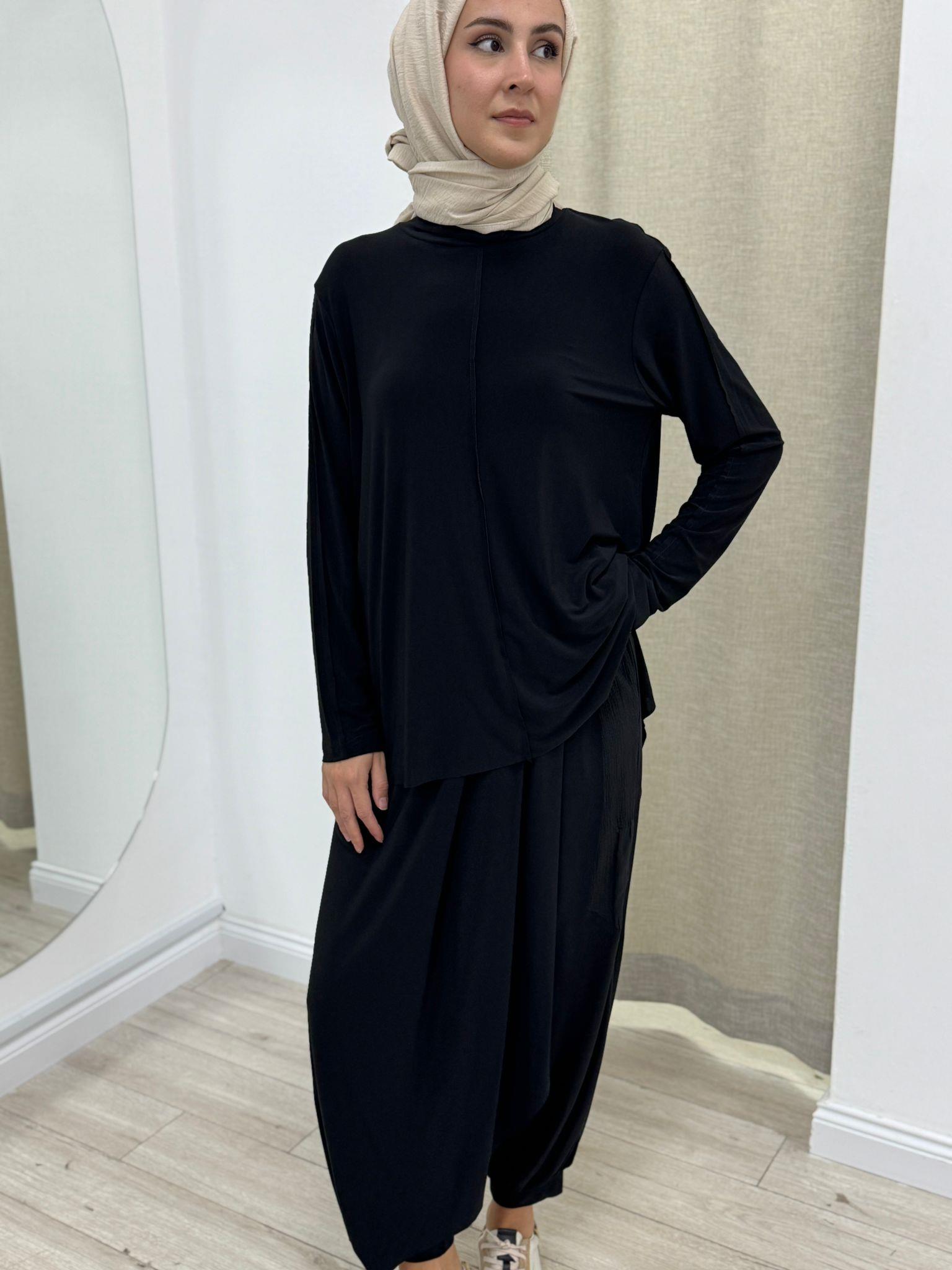 Nurcan Çetin Asimetrik Şalvarlı Önü Dikiş Detaylı Takım 24426