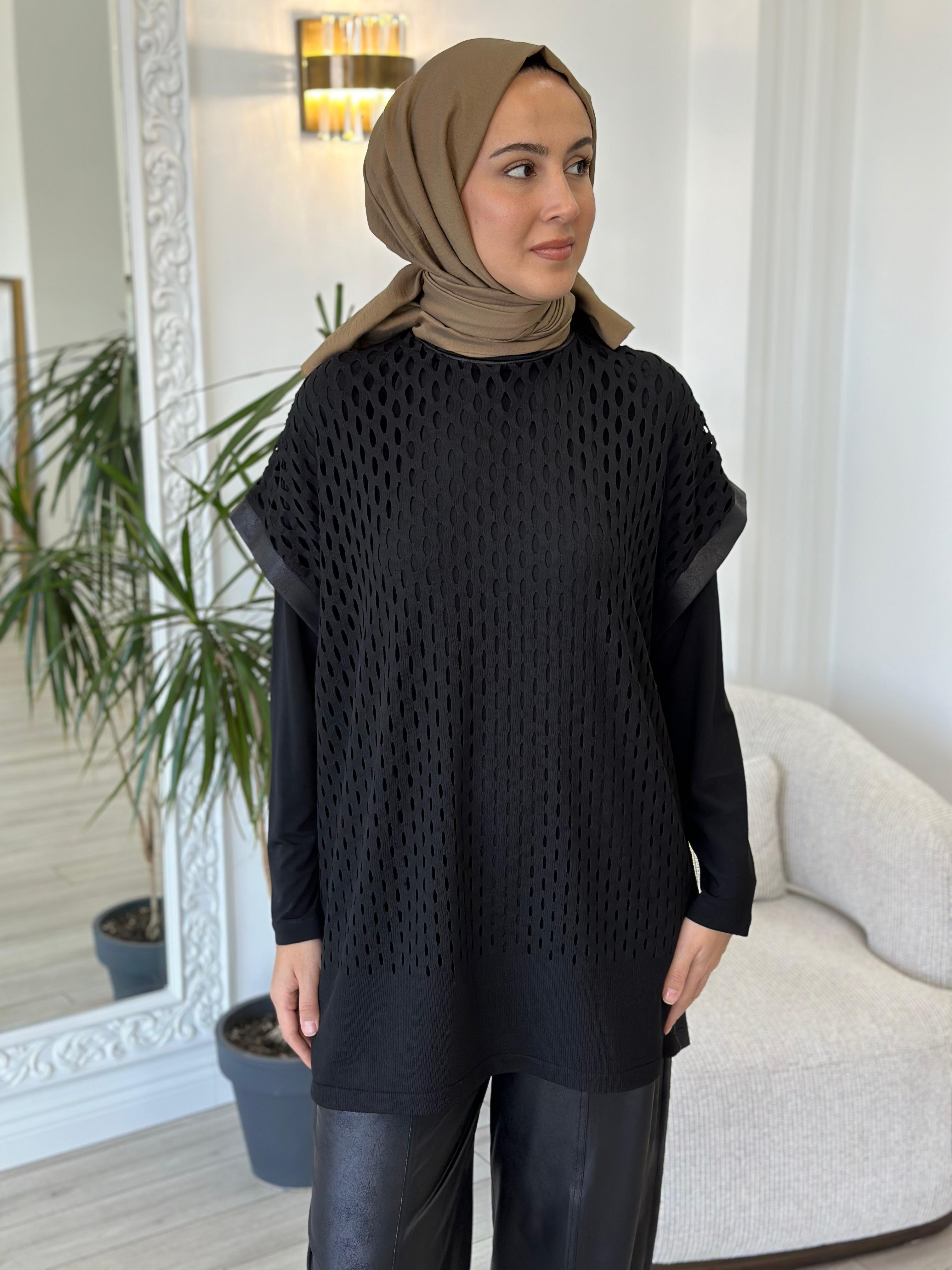 Nurcan Çetin Delikli Takım 16206