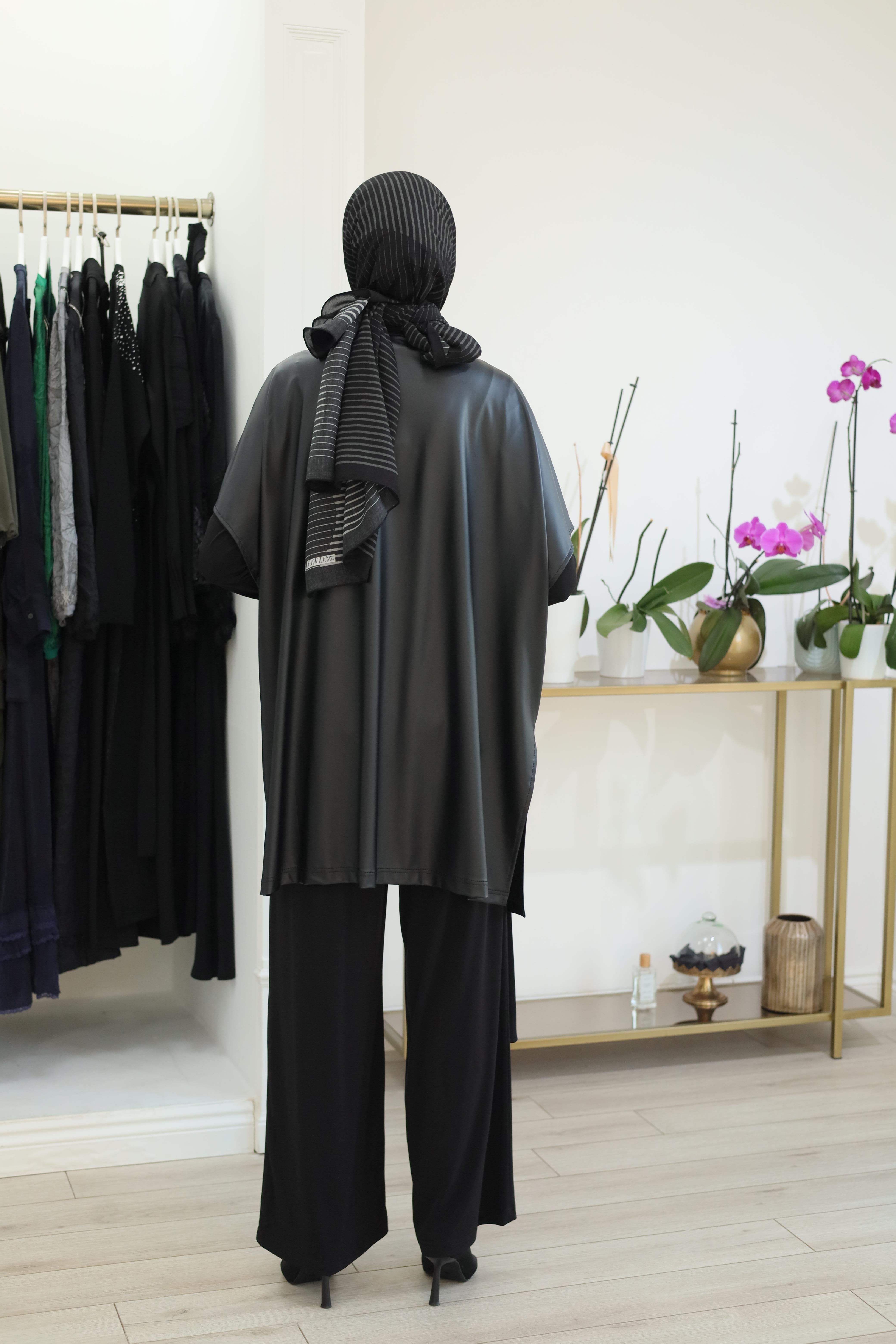 Nurcan Çetin Deri Detaylı Pantolonlu Takım 25622