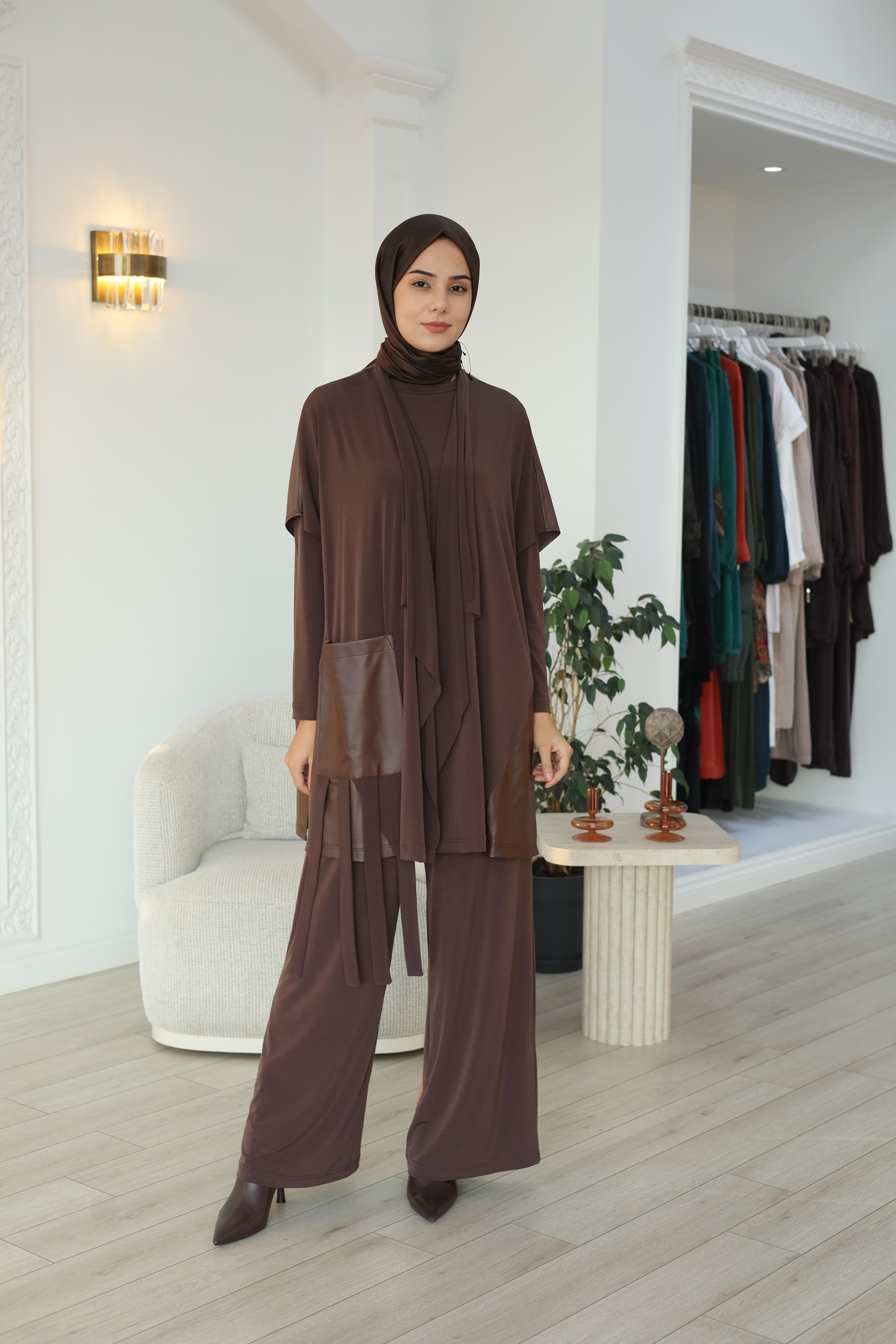 Nurcan Çetin Deri Detaylı Pantolonlu Takım 25622