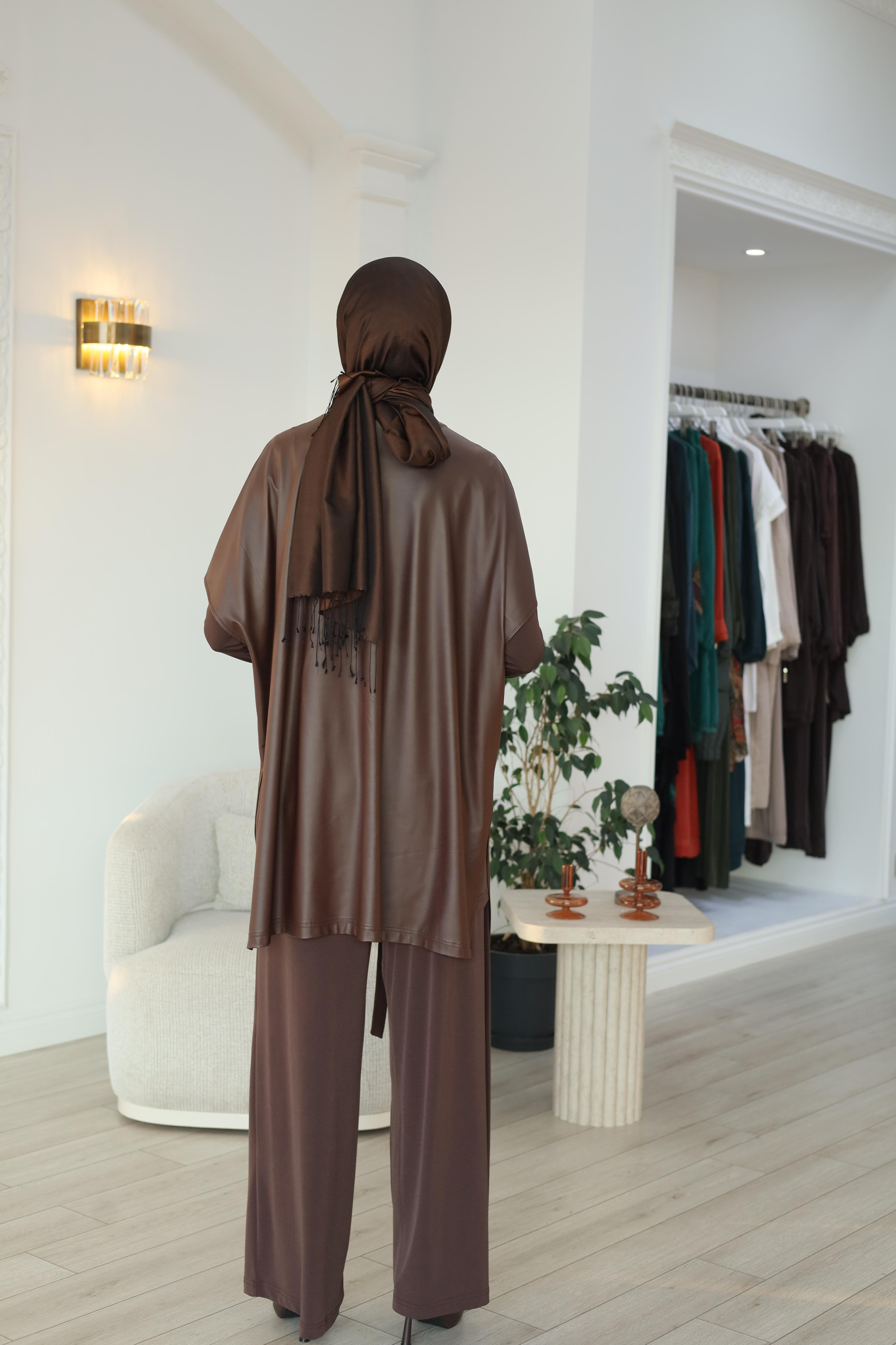 Nurcan Çetin Deri Detaylı Pantolonlu Takım 25622