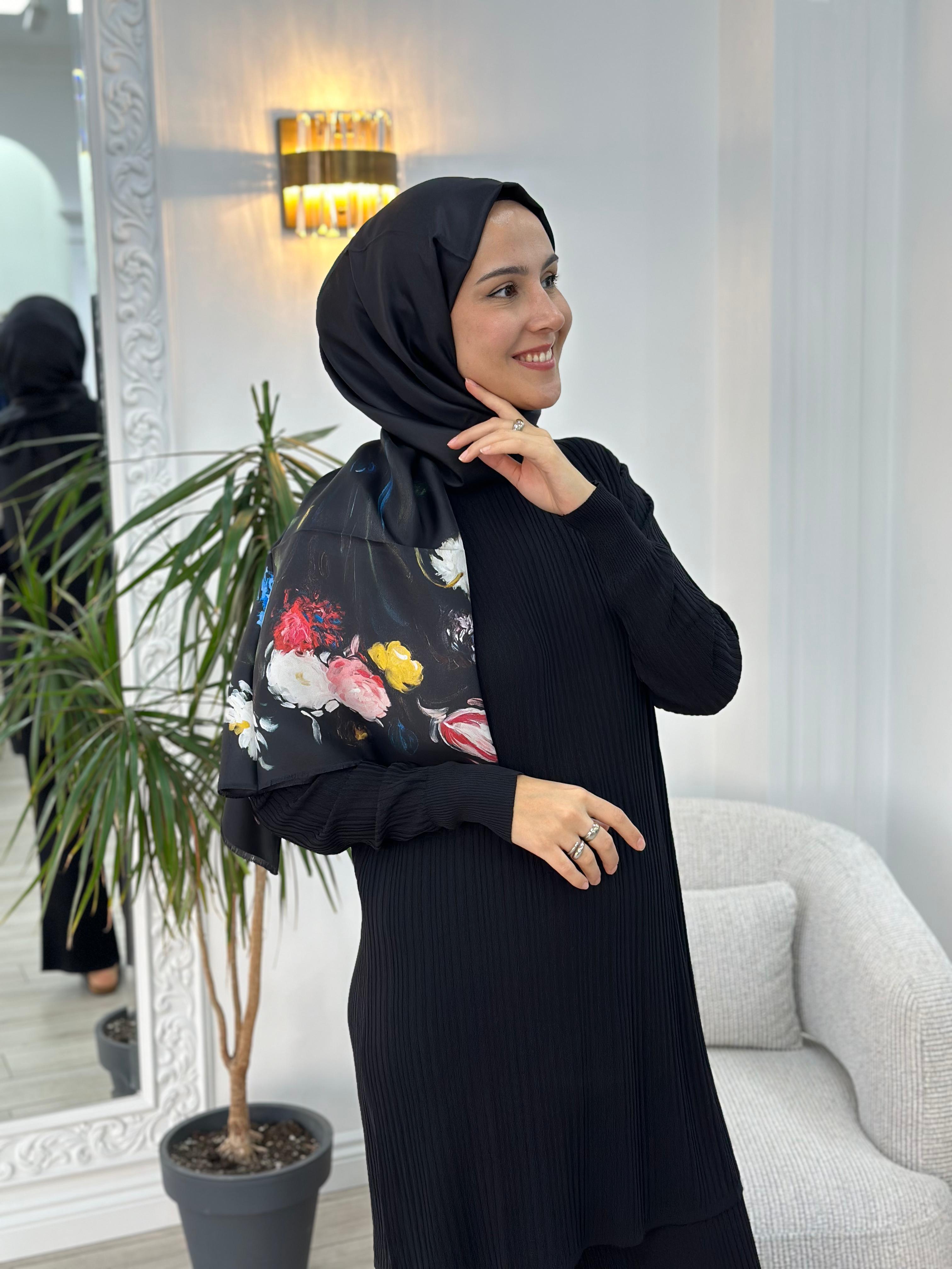Nurcan Çetin Fitilli Triko Takım Siyah nç012