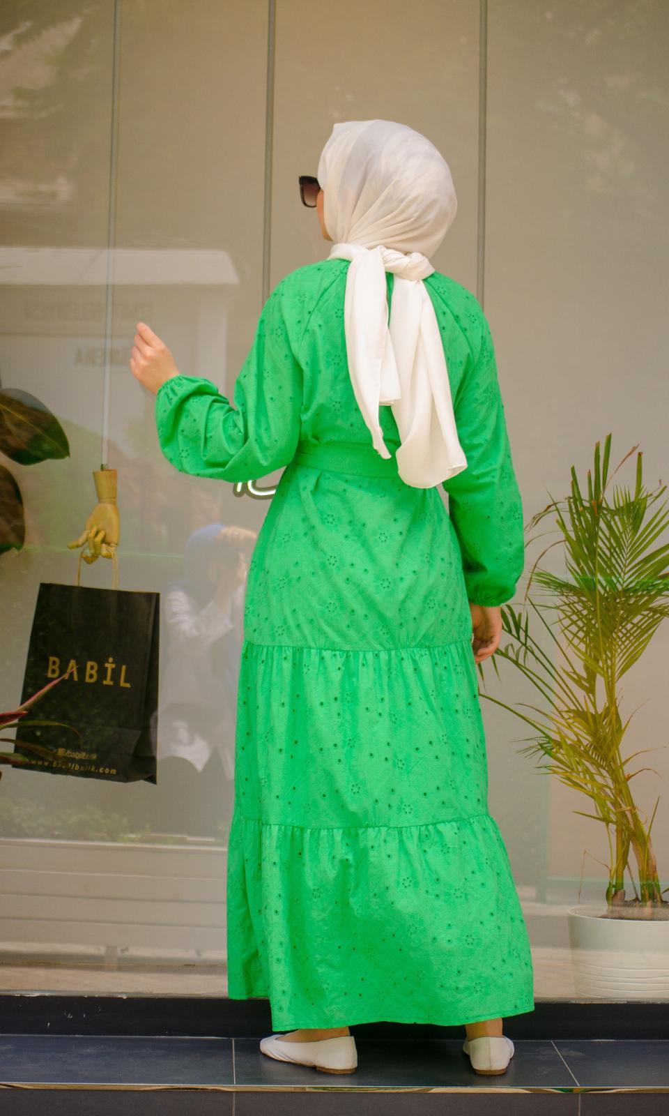 Nurcan Çetin Güpür Elbise Benetton 23132