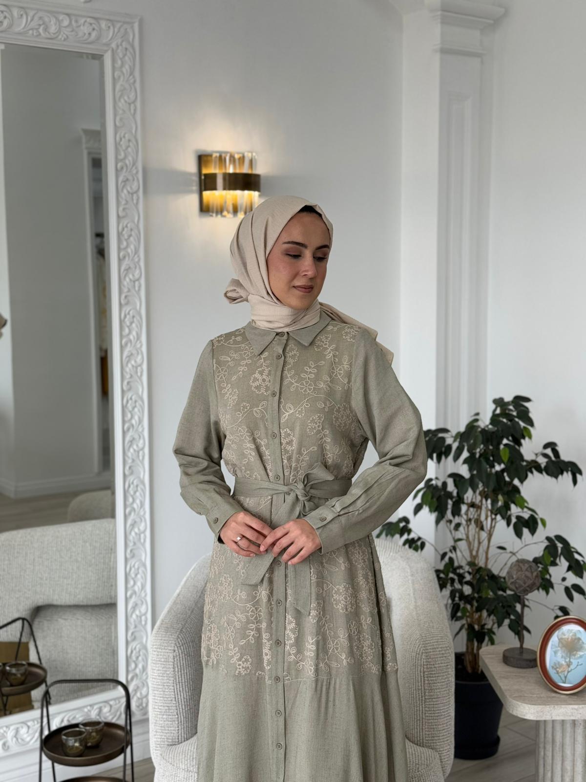 Nurcan Çetin İşleme Detaylı Elbise Haki 25144