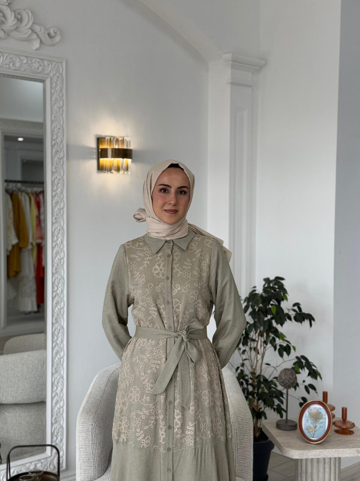 Nurcan Çetin İşleme Detaylı Elbise Haki 25144