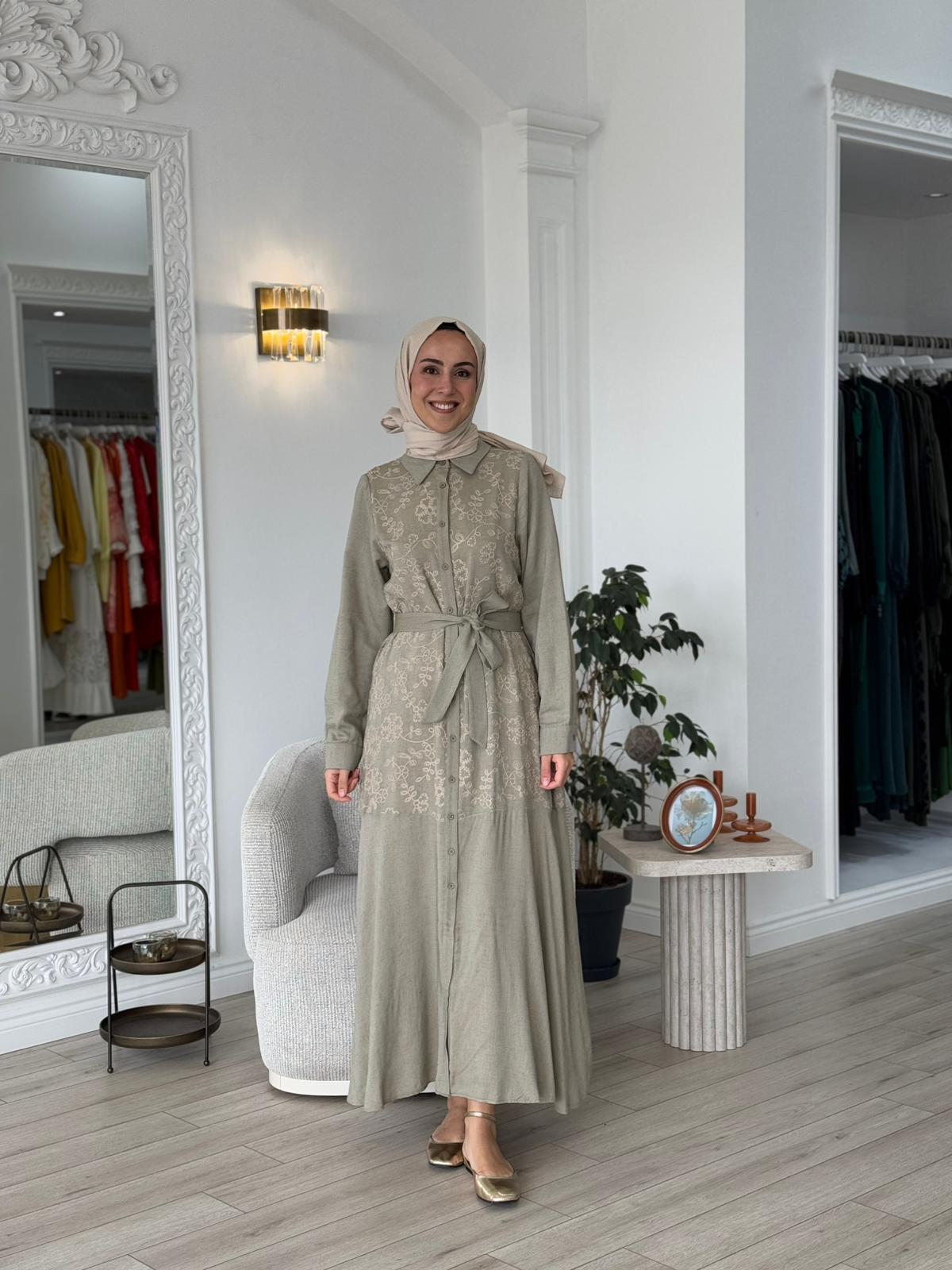 Nurcan Çetin İşleme Detaylı Elbise Haki 25144