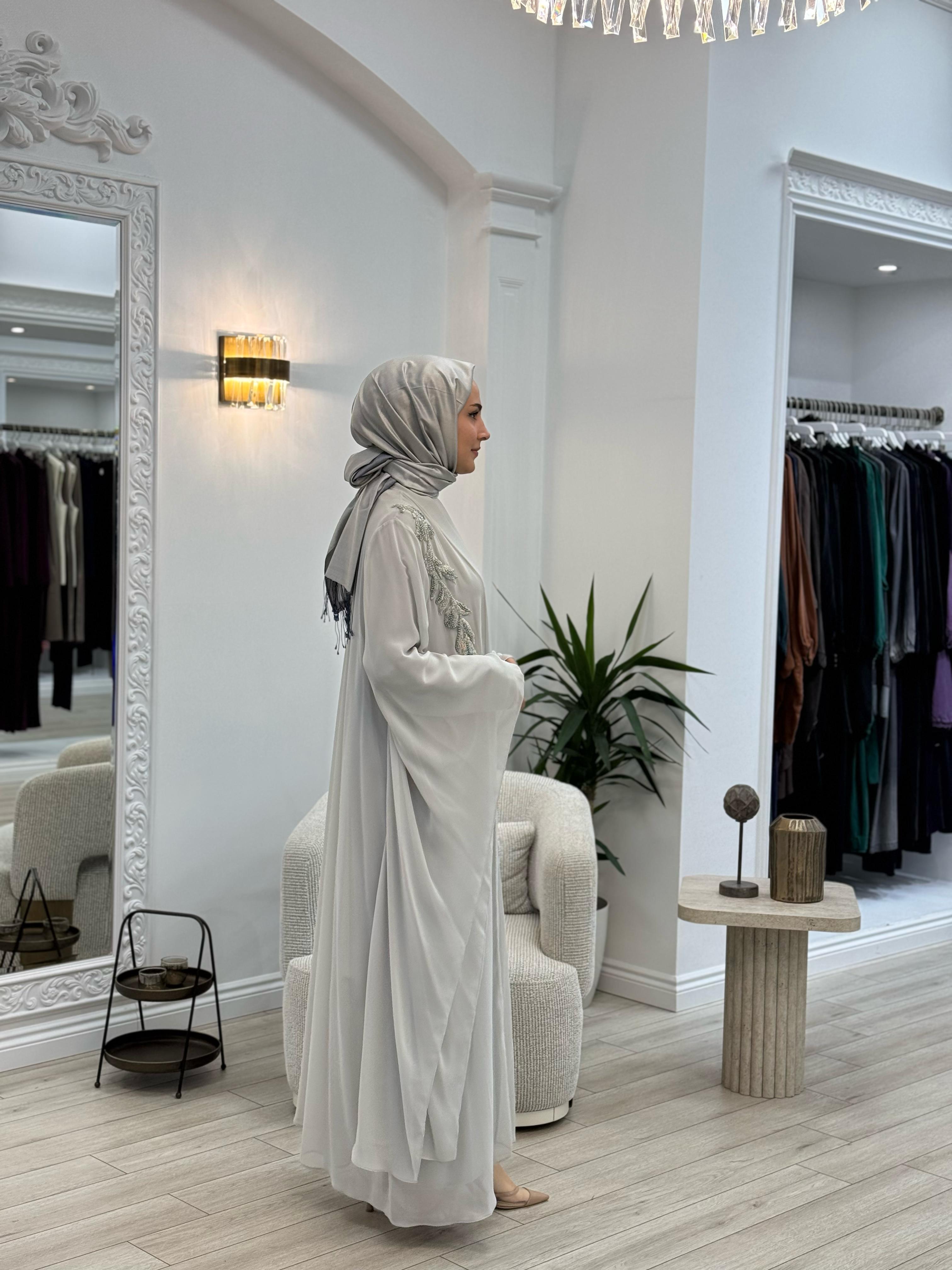 Nurcan Çetin İşlemeli Abaya Gri 7627