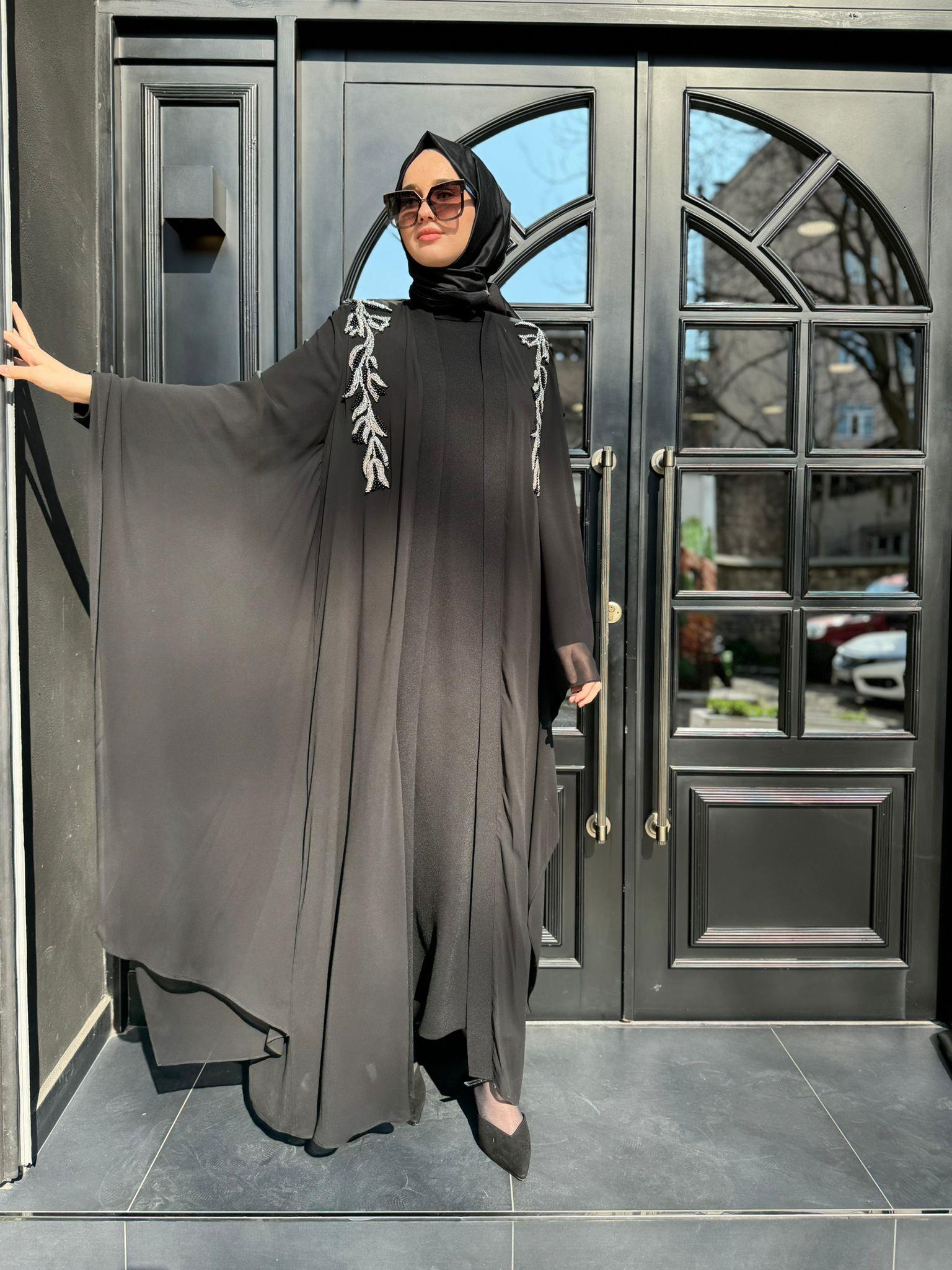 Nurcan Çetin İşlemeli Abaya Siyah 7627