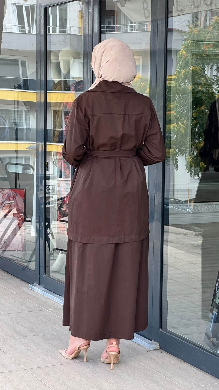 Nurcan Çetin Kısa Trençkot Etek Takım 26428