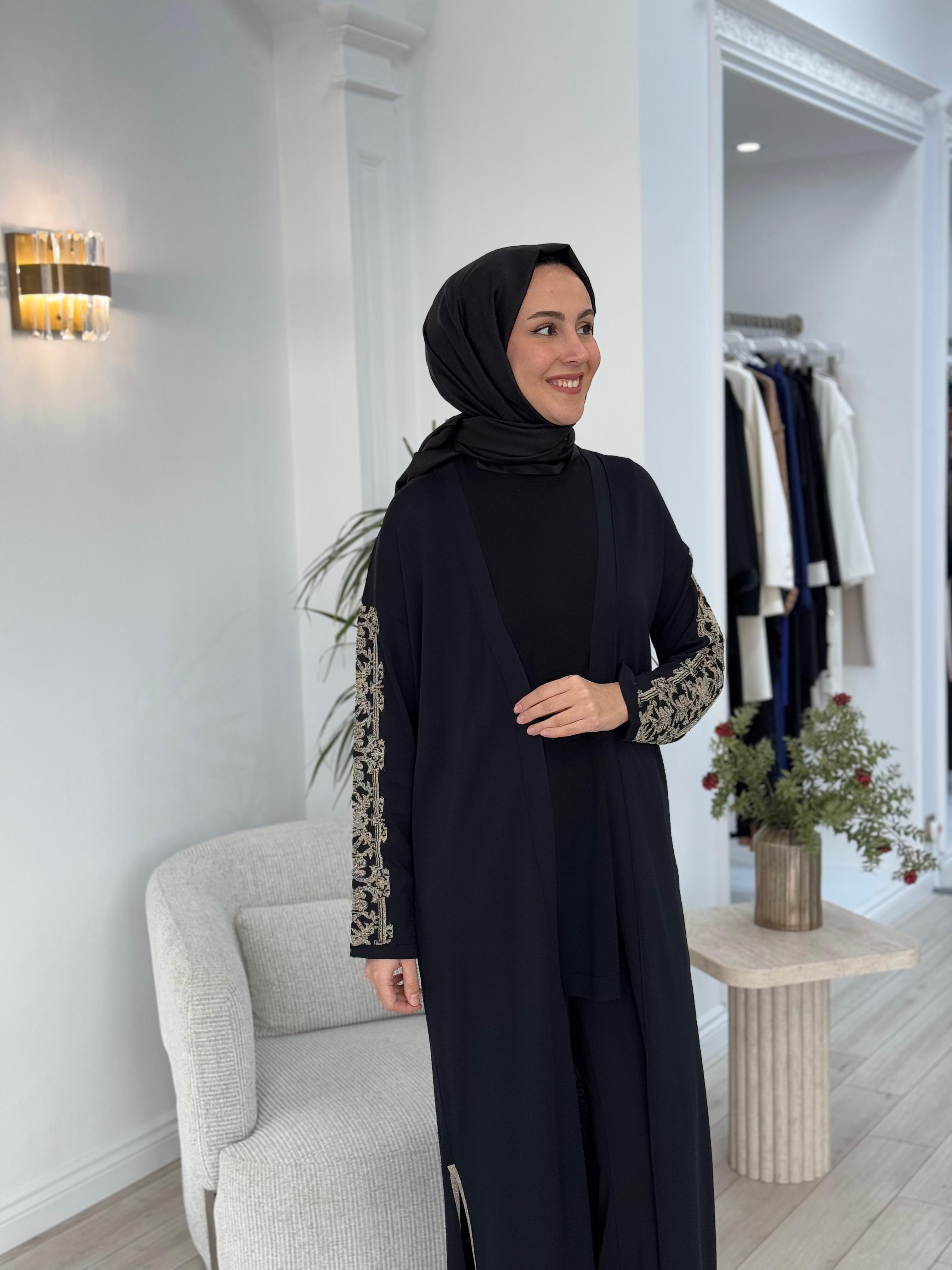 Nurcan Çetin Kolu Simli Jakarlı Triko Hırka nr101