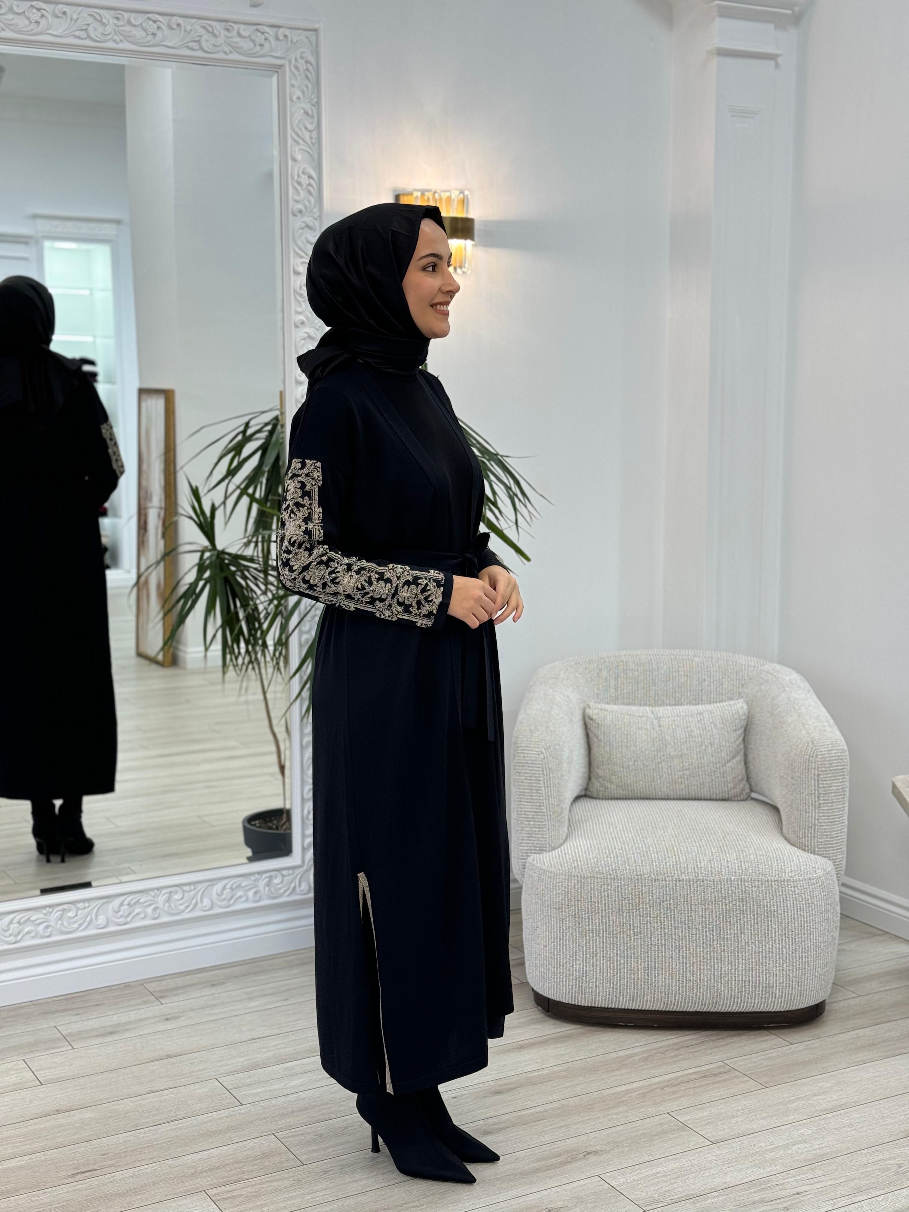 Nurcan Çetin Kolu Simli Jakarlı Triko Hırka nr101
