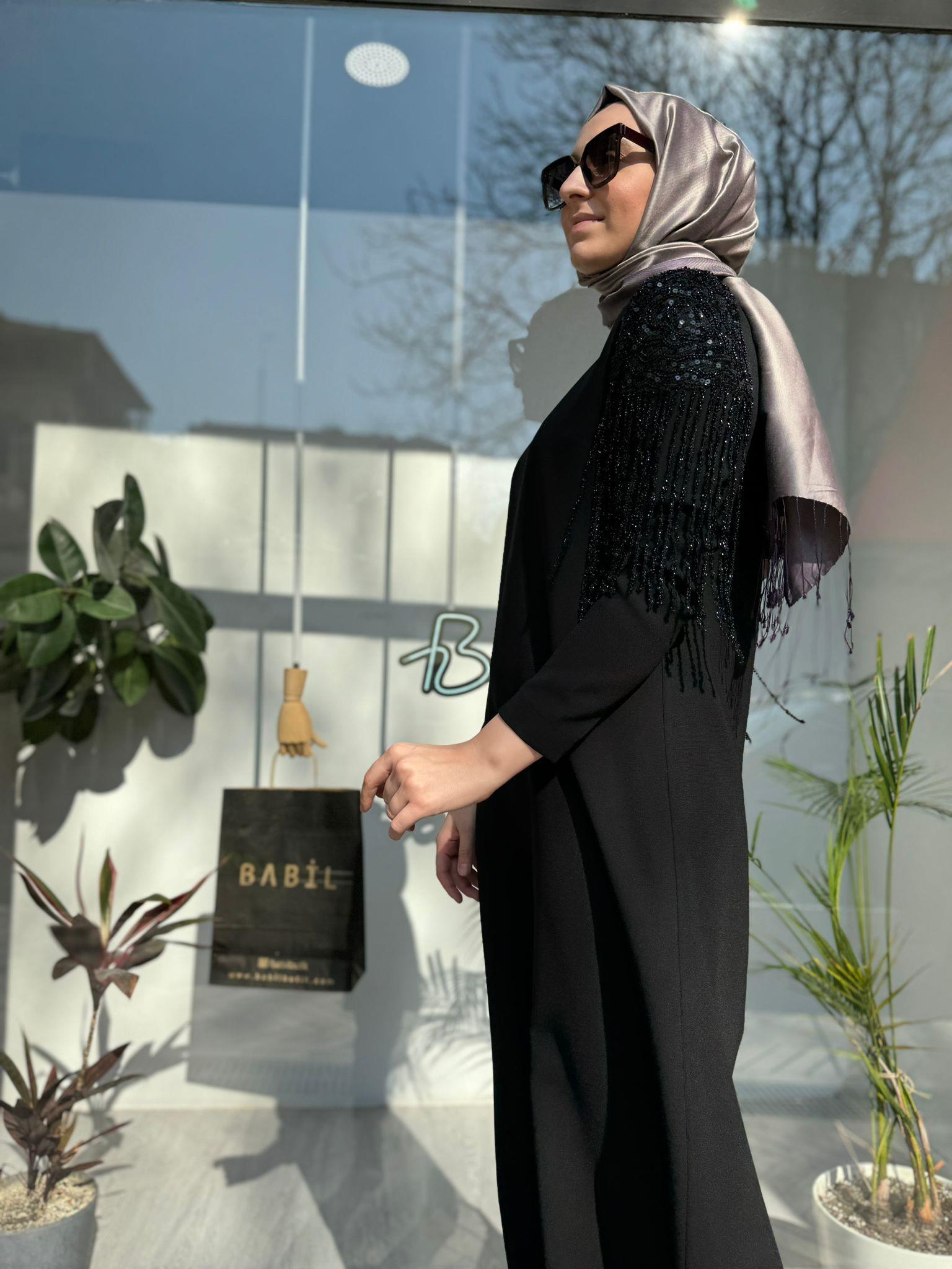 Nurcan Çetin Omzu Püsküllü Elbise Siyah 7121