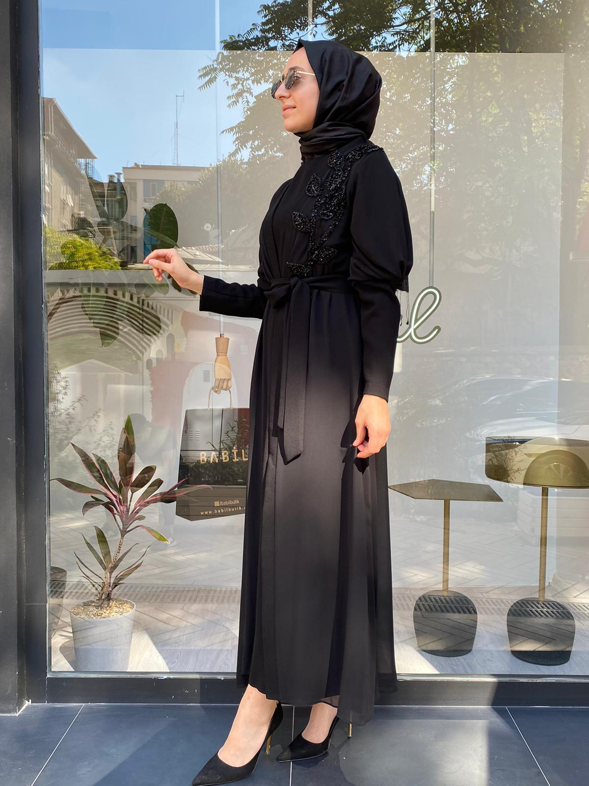 Nurcan Çetin Omzu Taşlı İkili Abaya 7605