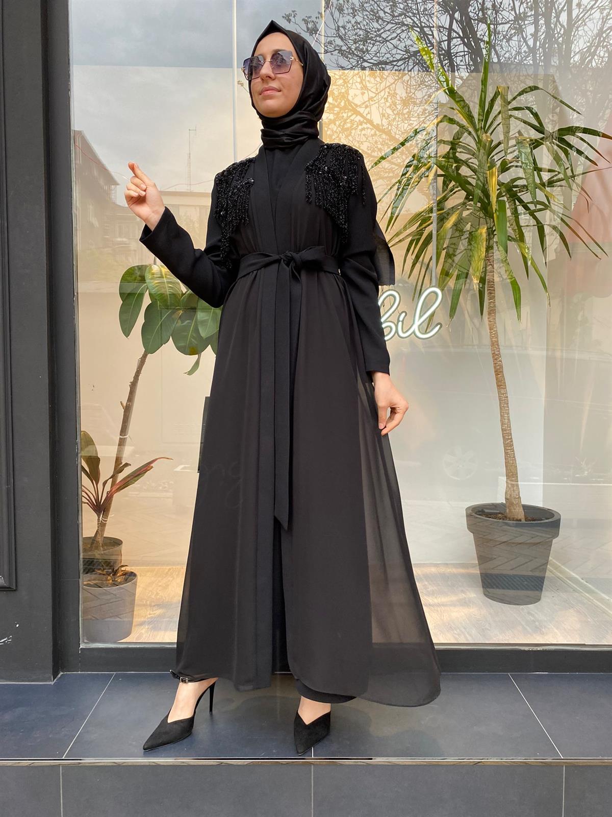 Nurcan Çetin Omzu Taşlı Siyah Abaya Takım 6808 