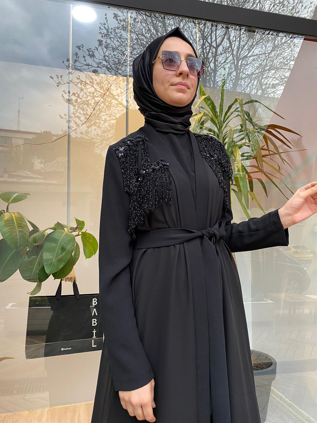 Nurcan Çetin Omzu Taşlı Siyah Abaya Takım 6808 