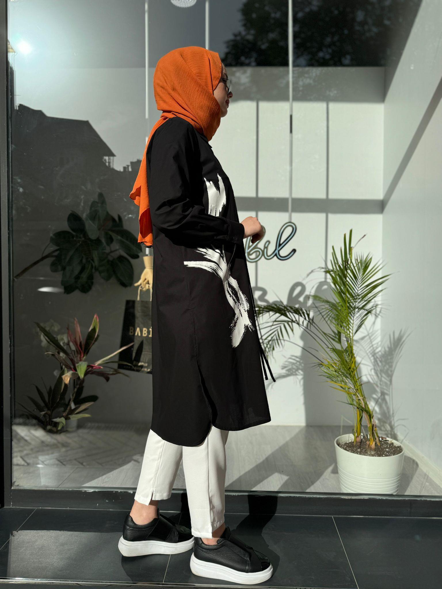 Nurcan Çetin Önü Detaylı Uzun Tunik Siyah 24314