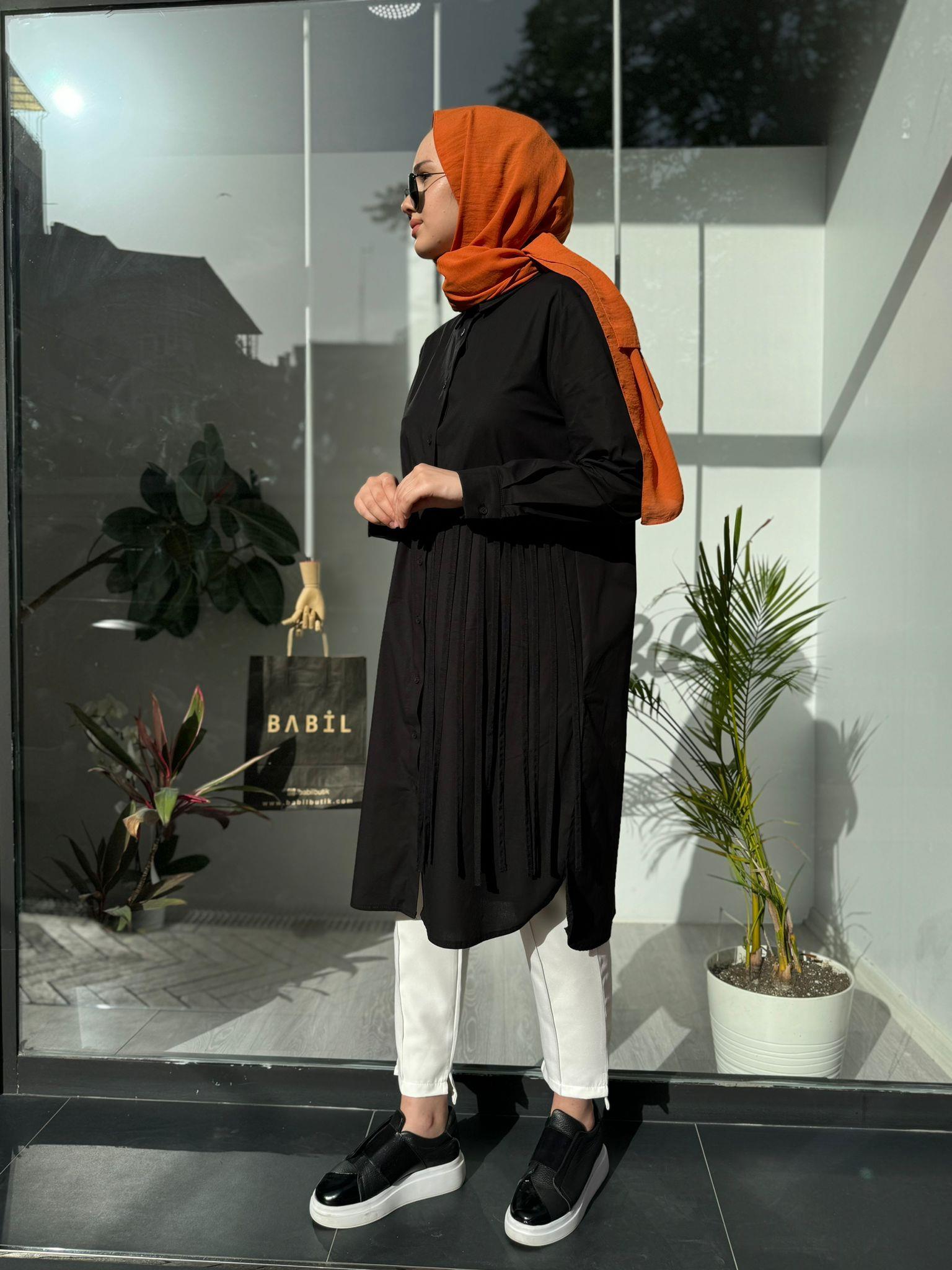 Nurcan Çetin Önü Detaylı Uzun Tunik Siyah 24314