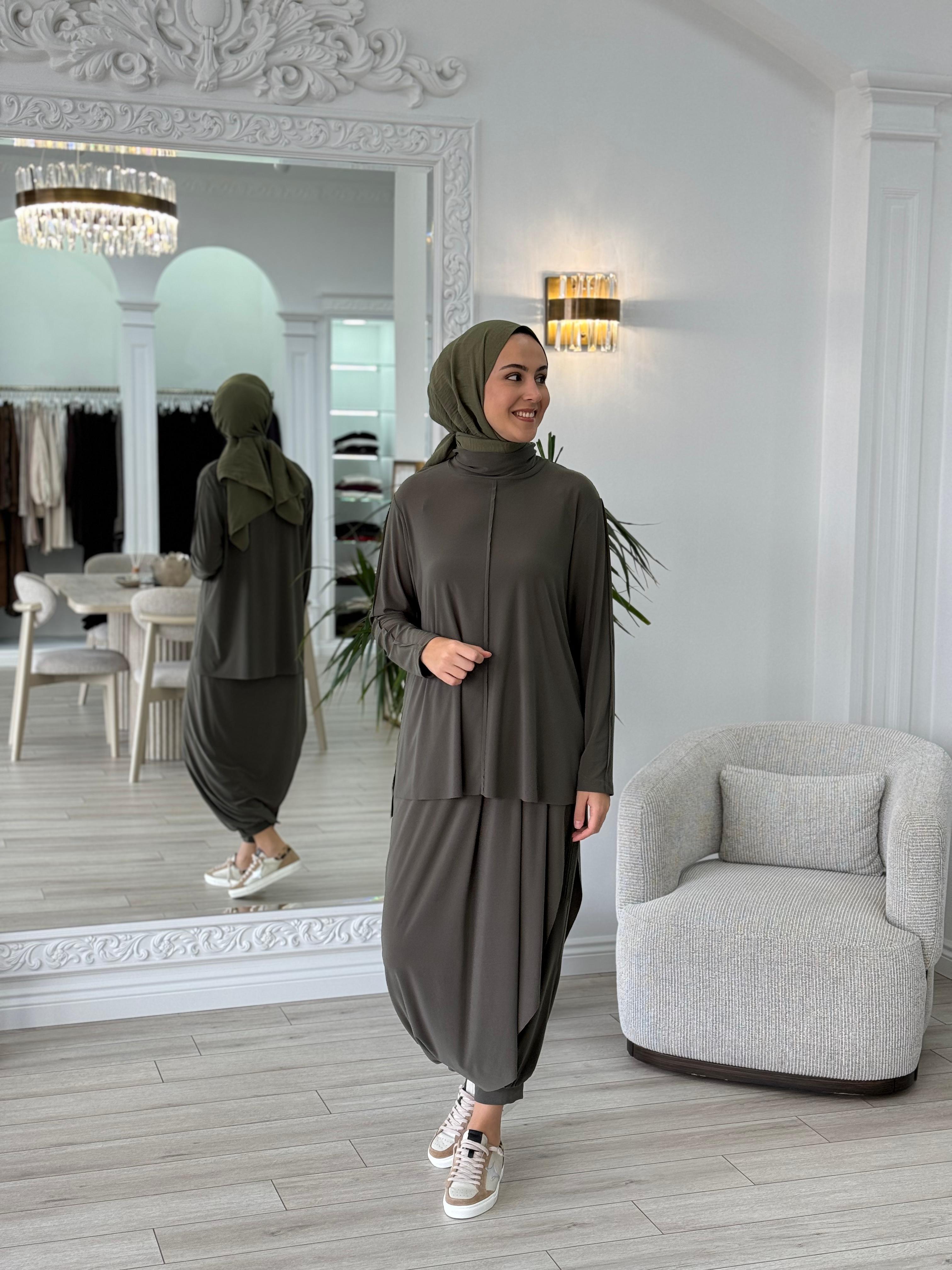 Nurcan Çetin Önü Dikişli Takım Haki 24426