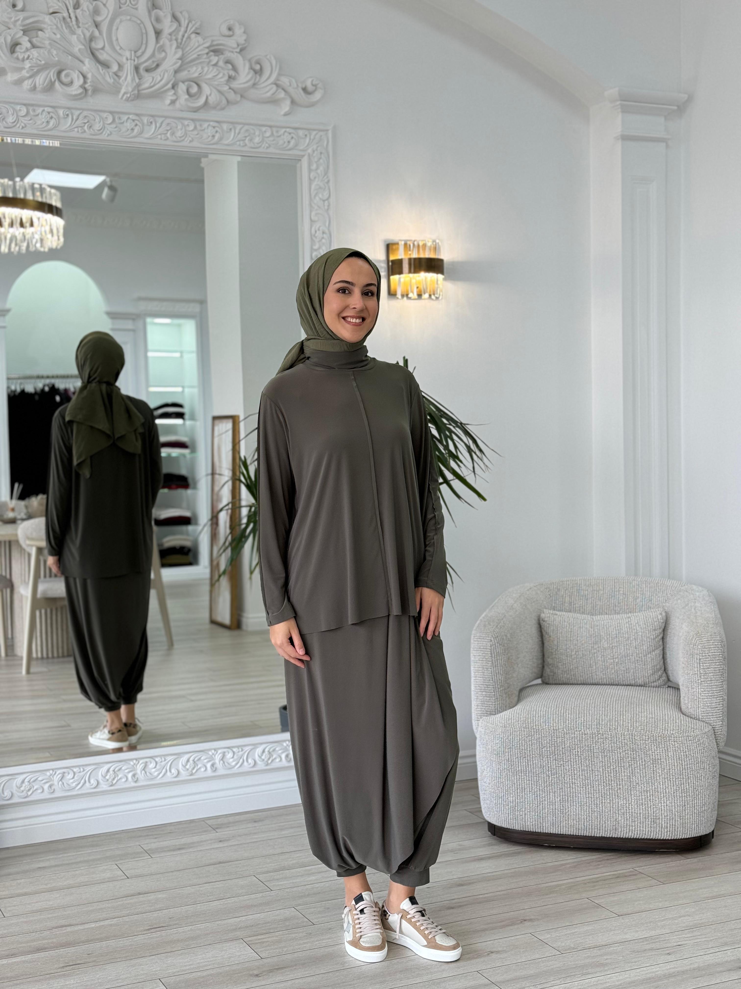 Nurcan Çetin Önü Dikişli Takım Haki 24426