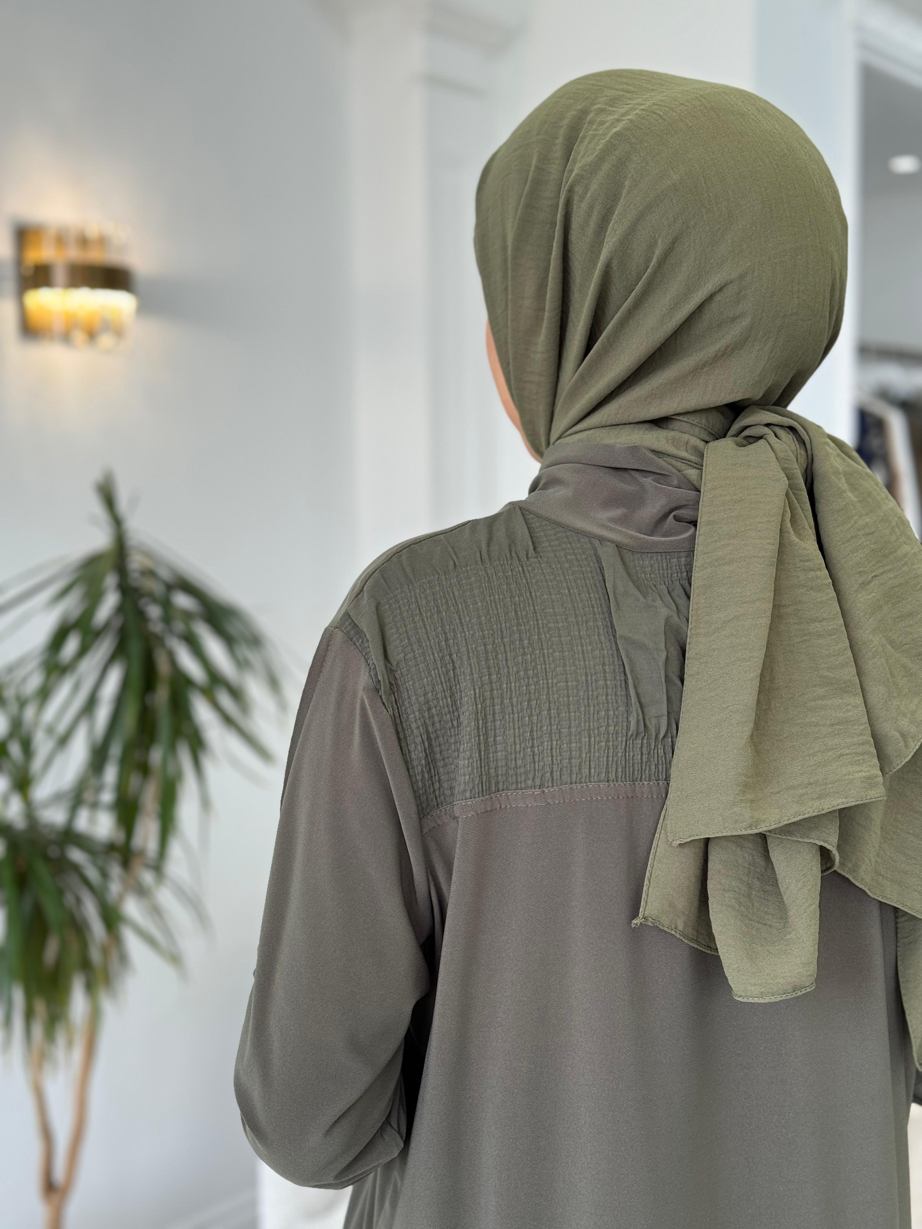 Nurcan Çetin Önü Dikişli Takım Haki 24426