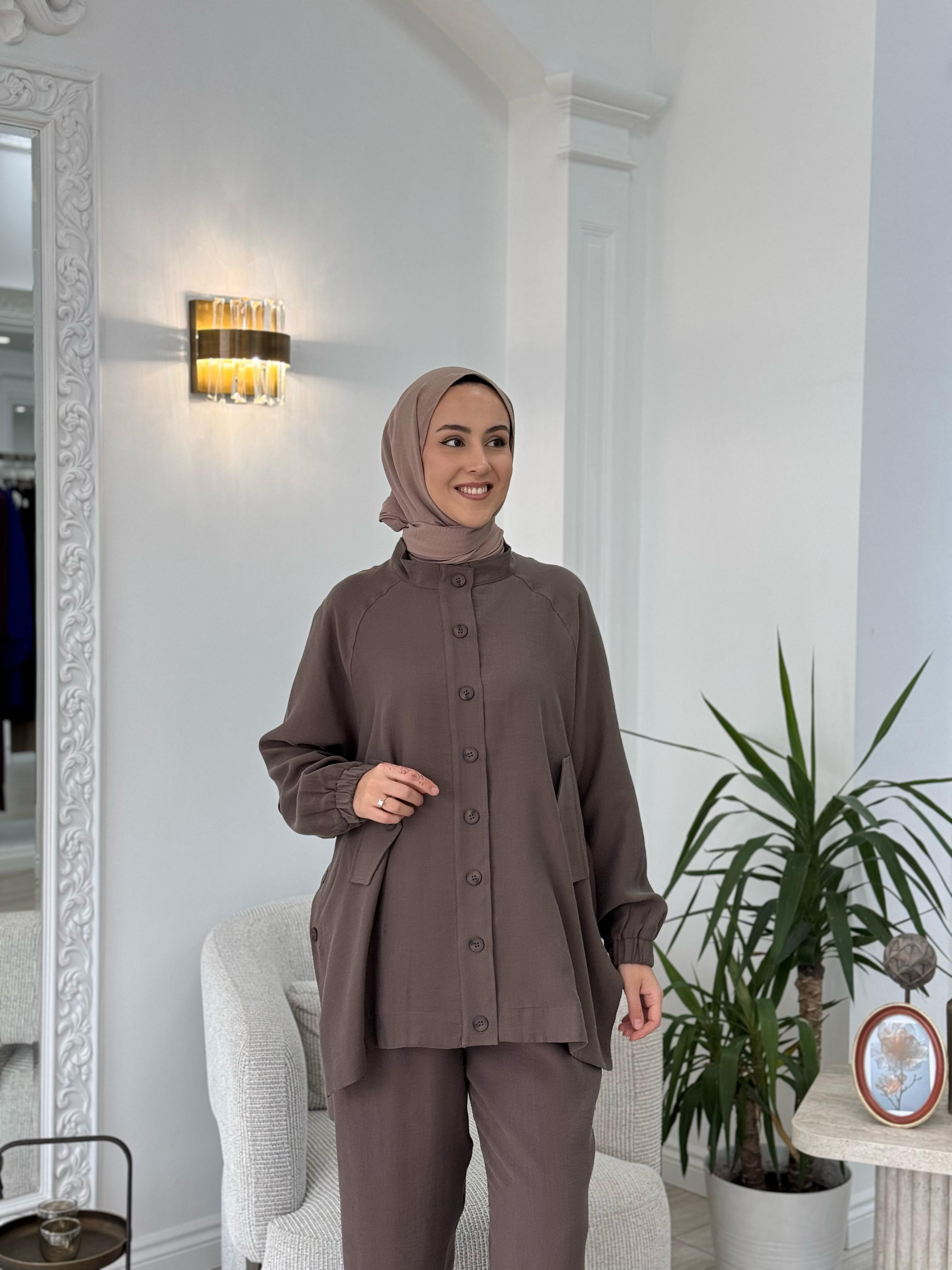 Nurcan Çetin Pantolonlu Takım Kahverengi 25441