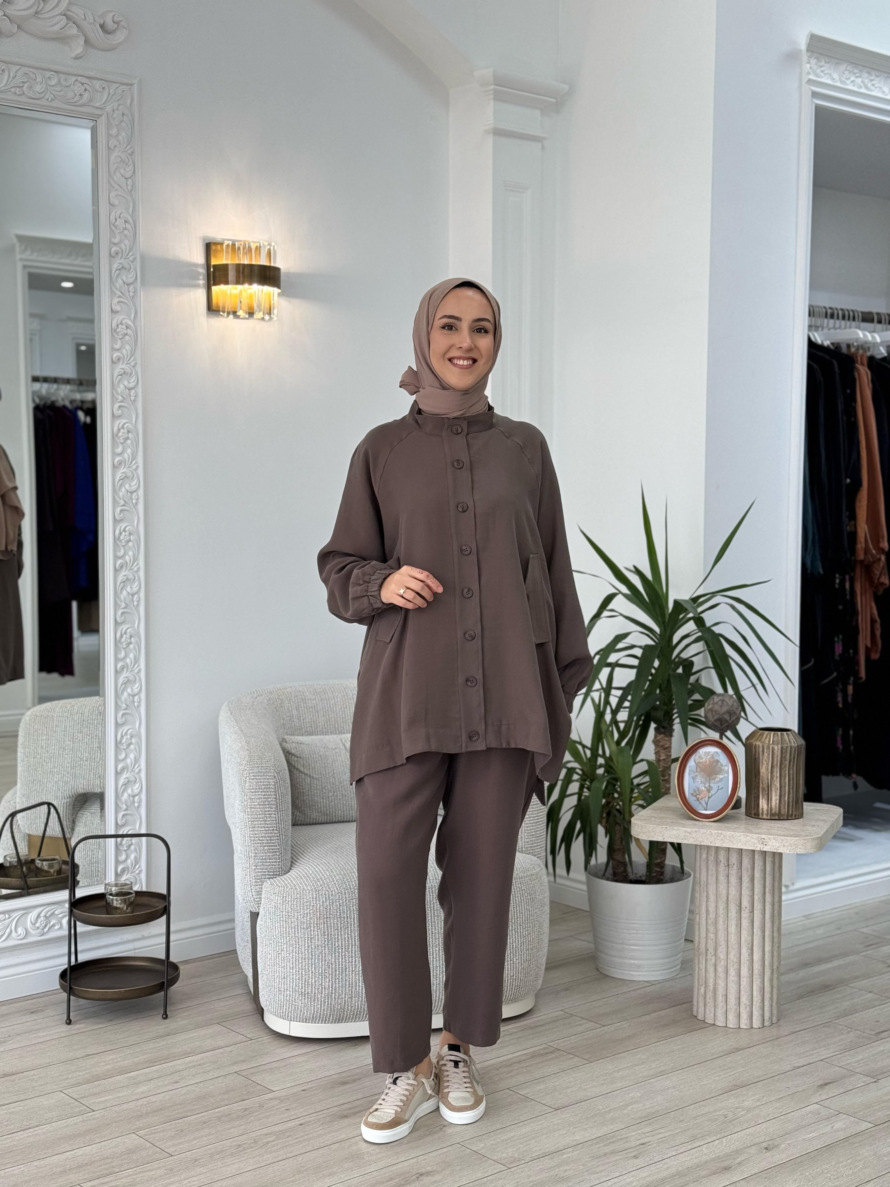 Nurcan Çetin Pantolonlu Takım Kahverengi 25441