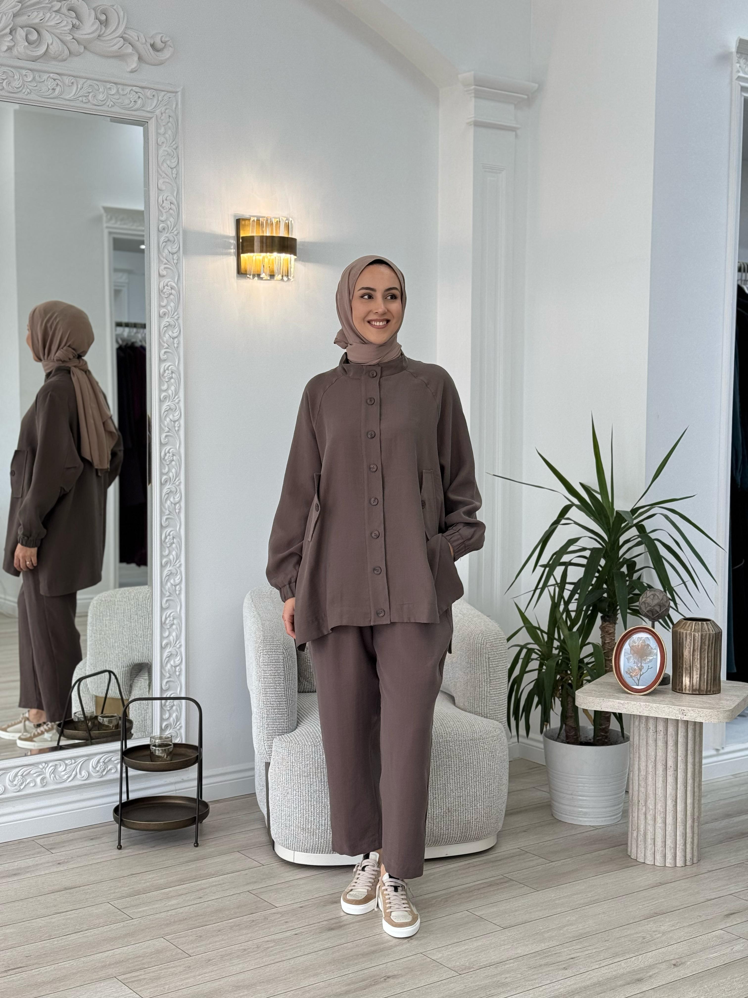 Nurcan Çetin Pantolonlu Takım Kahverengi 25441