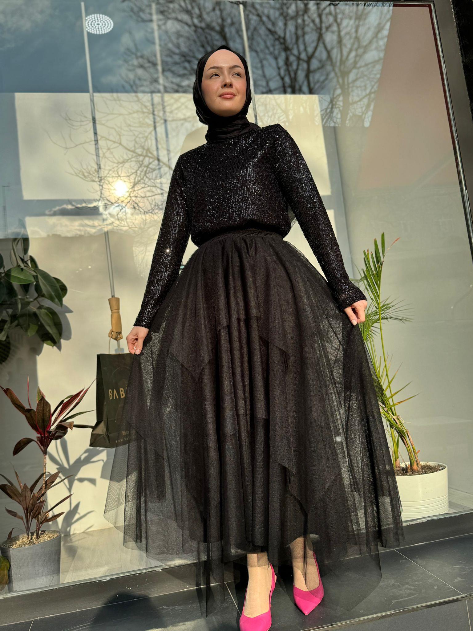 Nurcan Çetin Payet Takım Siyah 7402