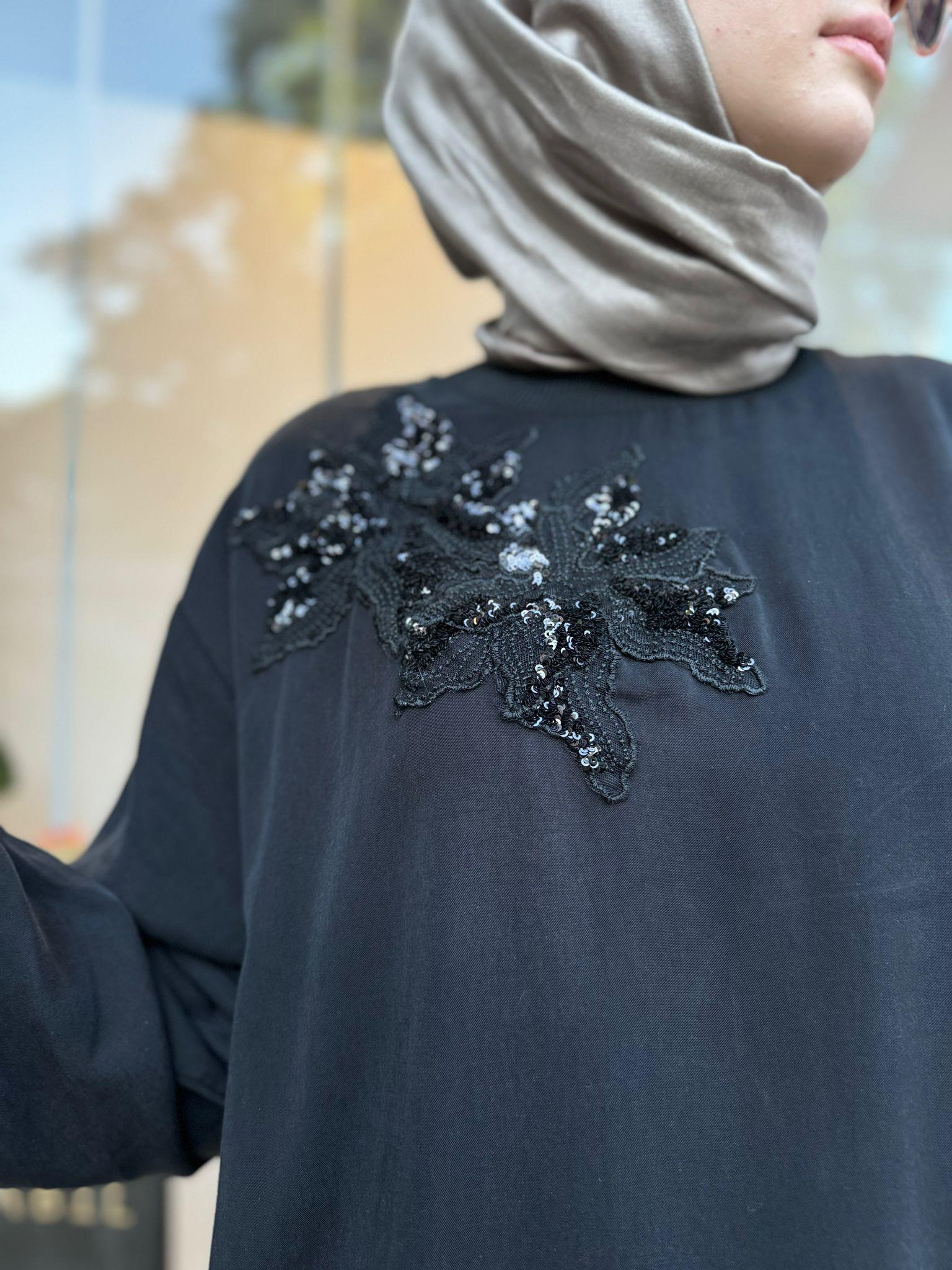 Nurcan Çetin Pul Çiçek Detaylı Takım Siyah 24503