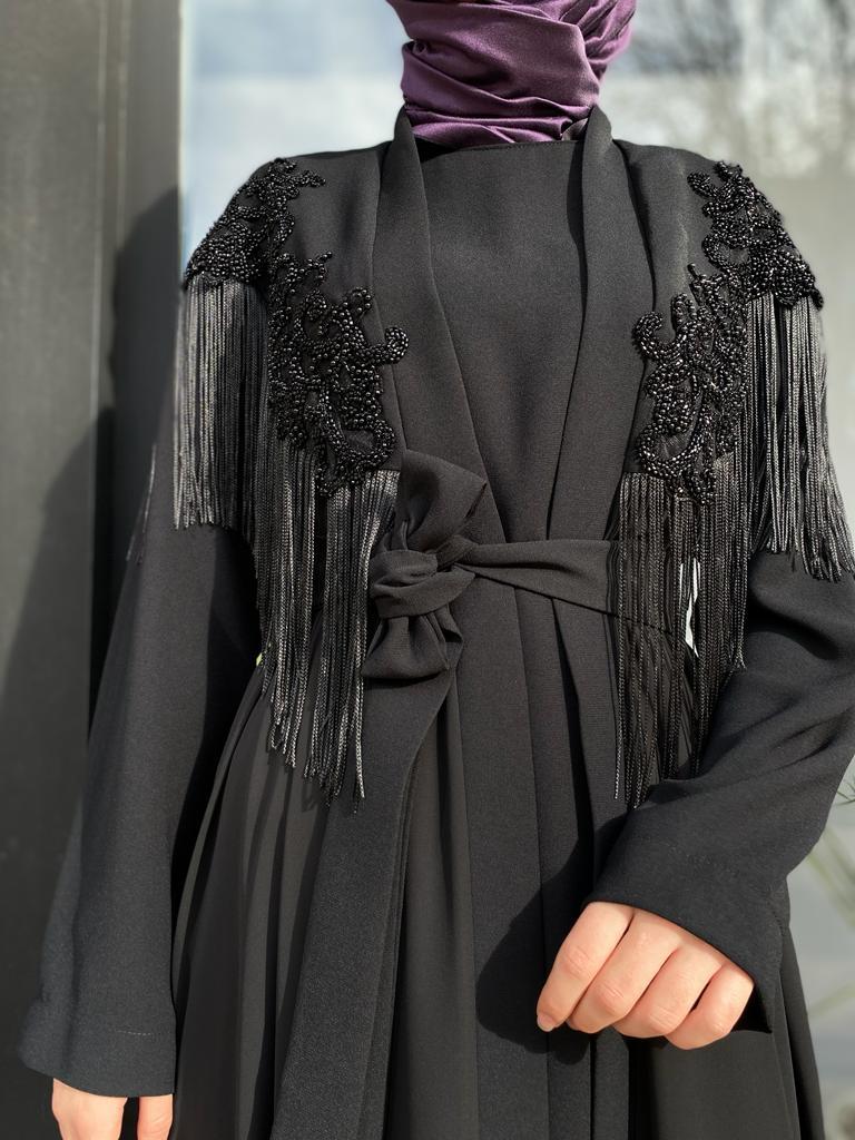 Nurcan Çetin Püskül İşlemeli Abaya Siyah 7601