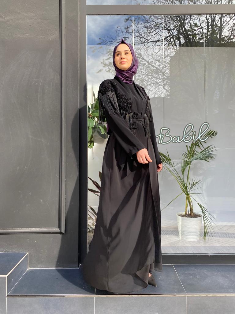 Nurcan Çetin Püskül İşlemeli Abaya Siyah 7601